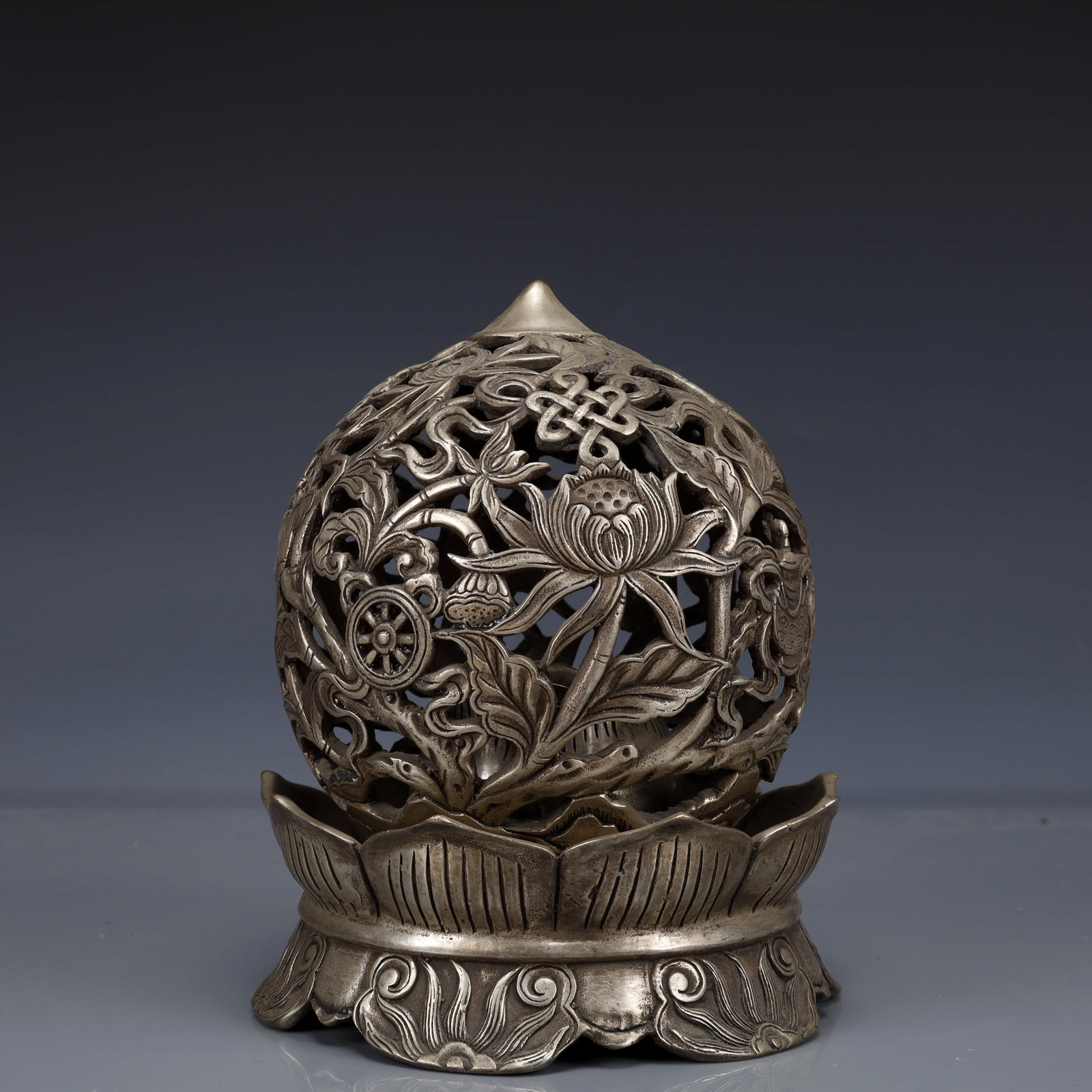 An Exquisite Silver-Plated Bronze Eight Treasures Pattern Censer - 7