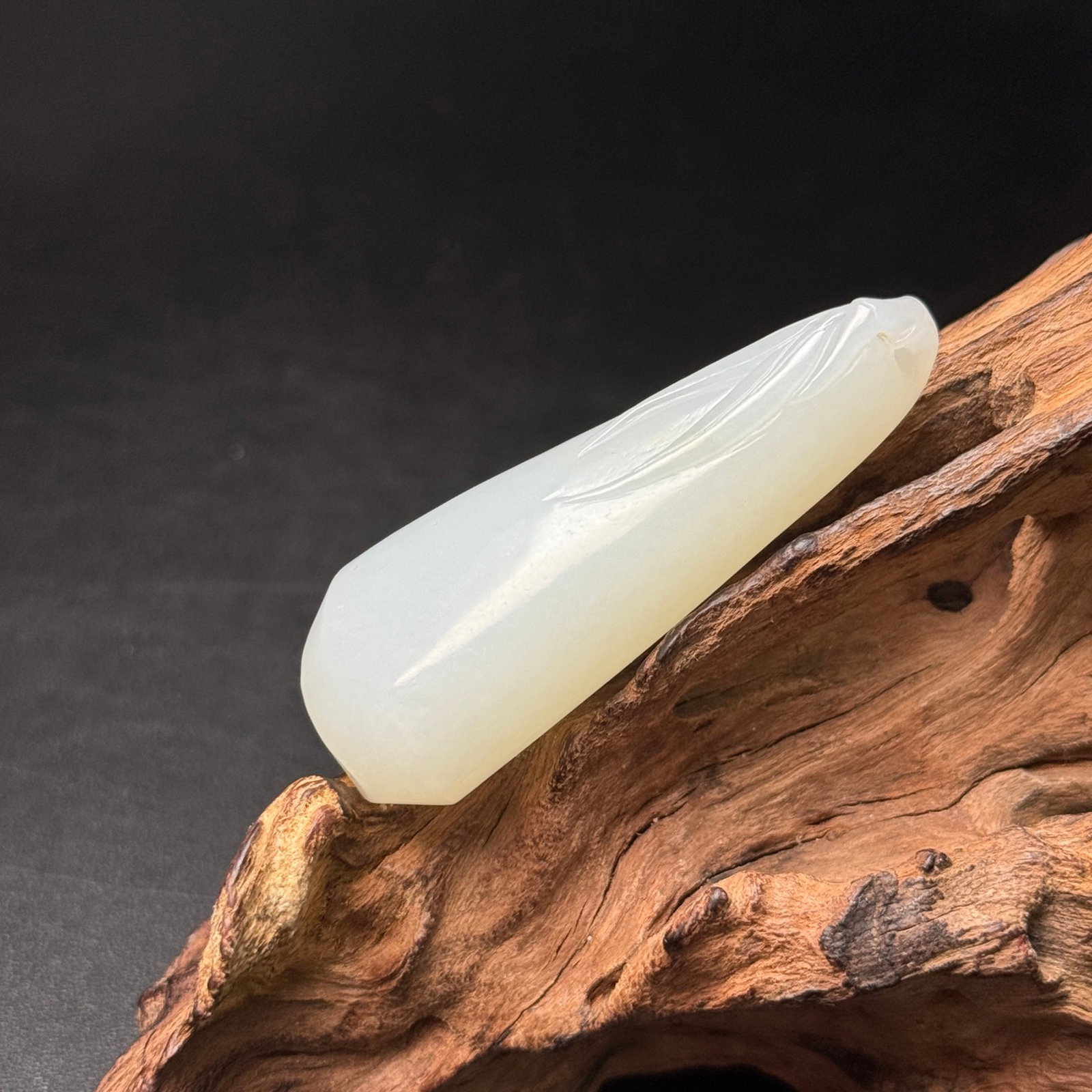 An Exquisite White Jade Bamboo Pattern Pendant - 4