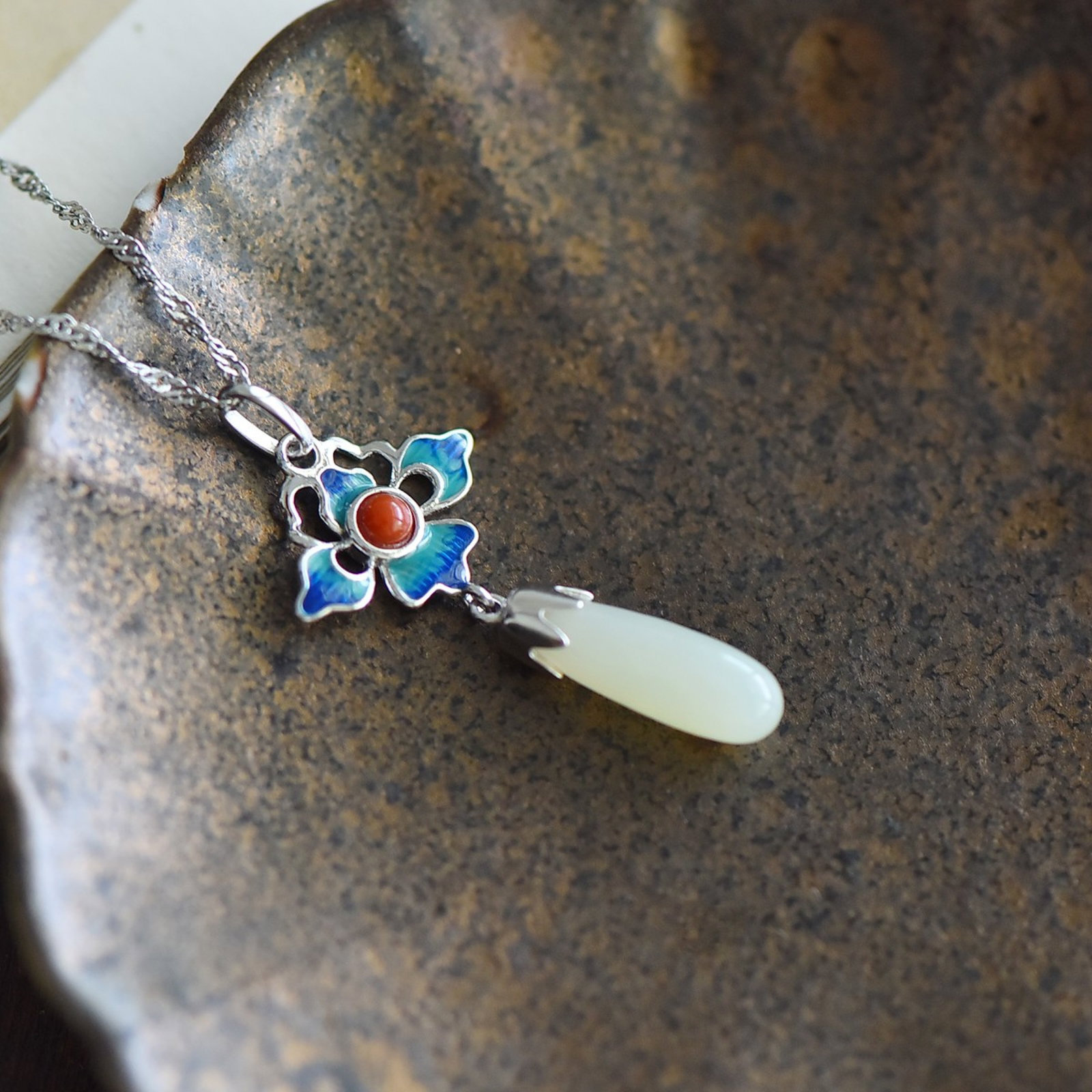 A Set of Fine Sterling Silver Inlaid White Jade Jewelries - 3