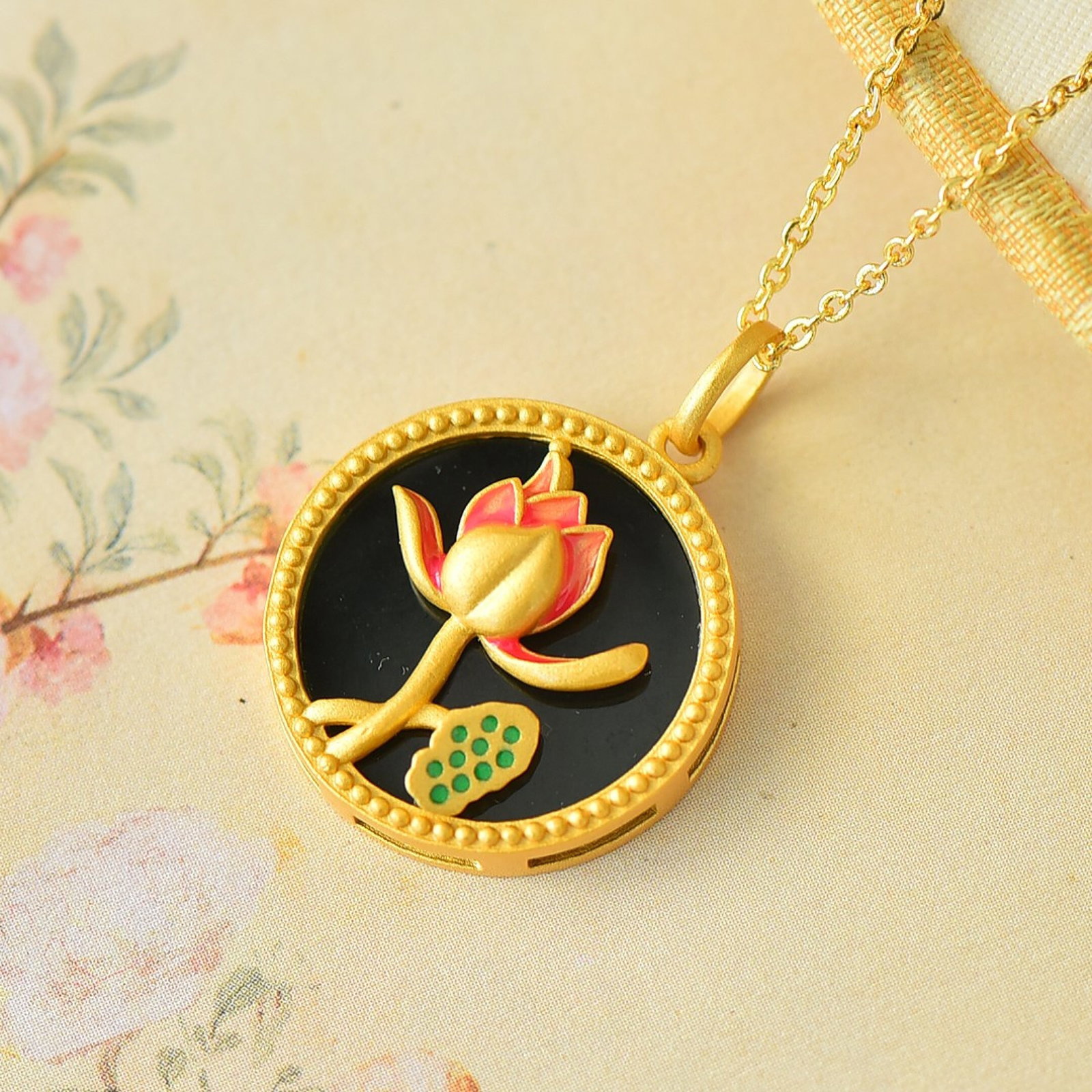An Exquisite Sterling Silver-Gold Plated Inlaid Black Jade Pendant - 2