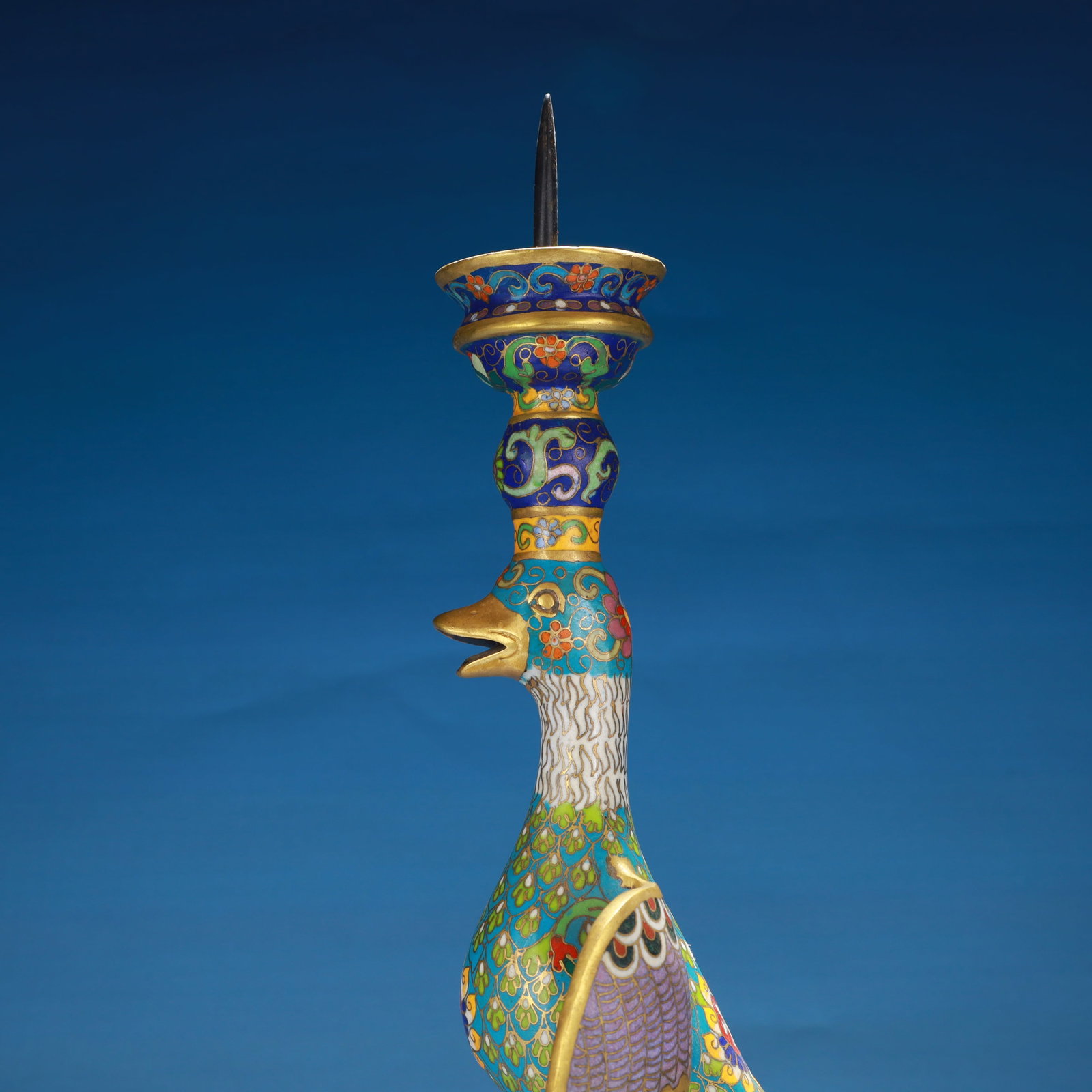 A Pair of Exquisite Cloisonne Flower Pattern Bird Candlesticks - 4
