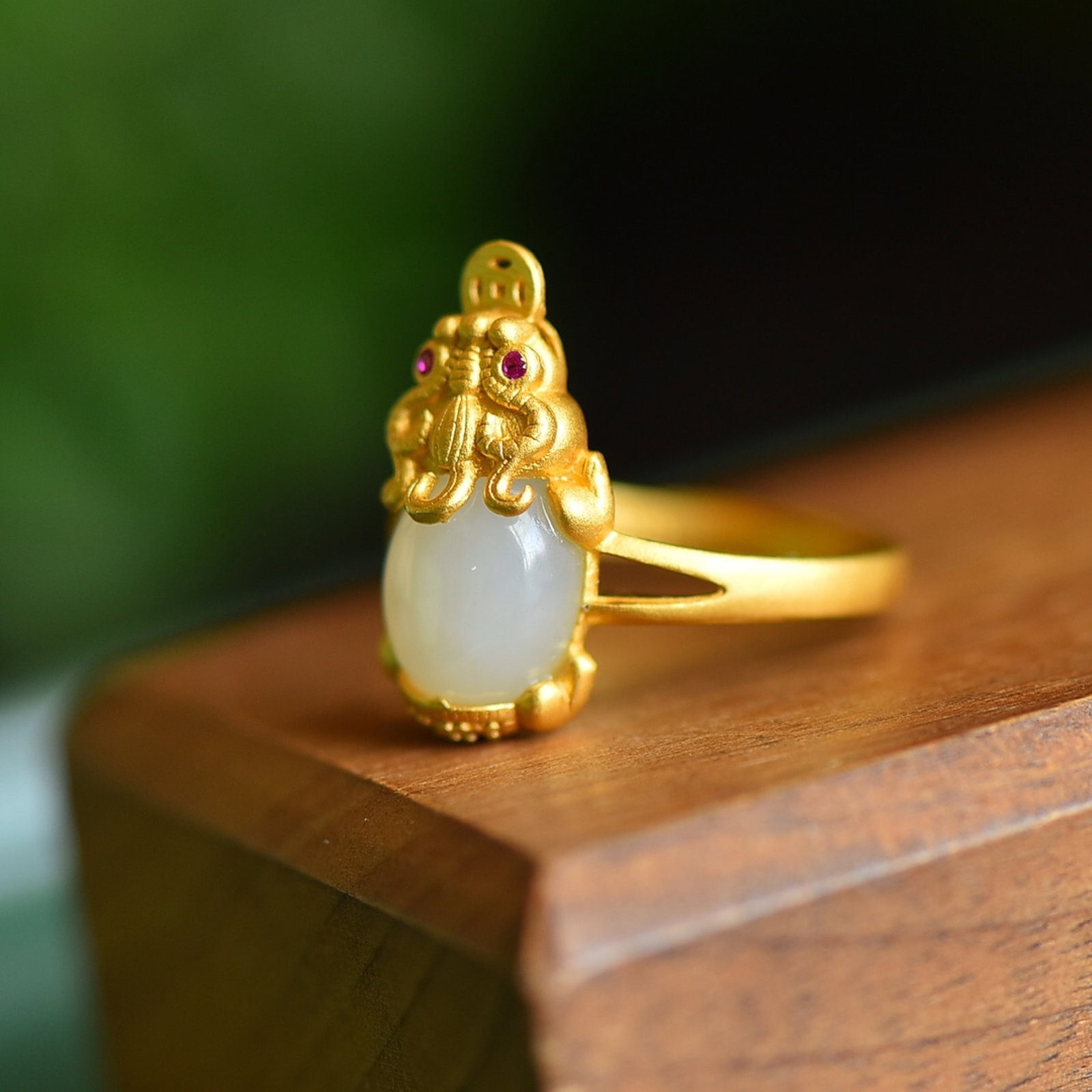 An Exquisite Sterling Silver-Gold Plated Inlaid White Jade Ring - 2