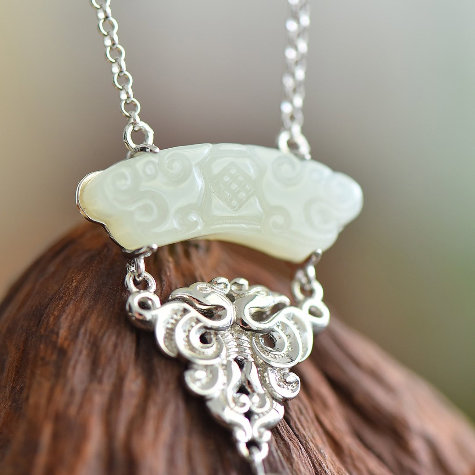 An Exquisite Sterling Silver Inlaid White Jade Pendant - 4