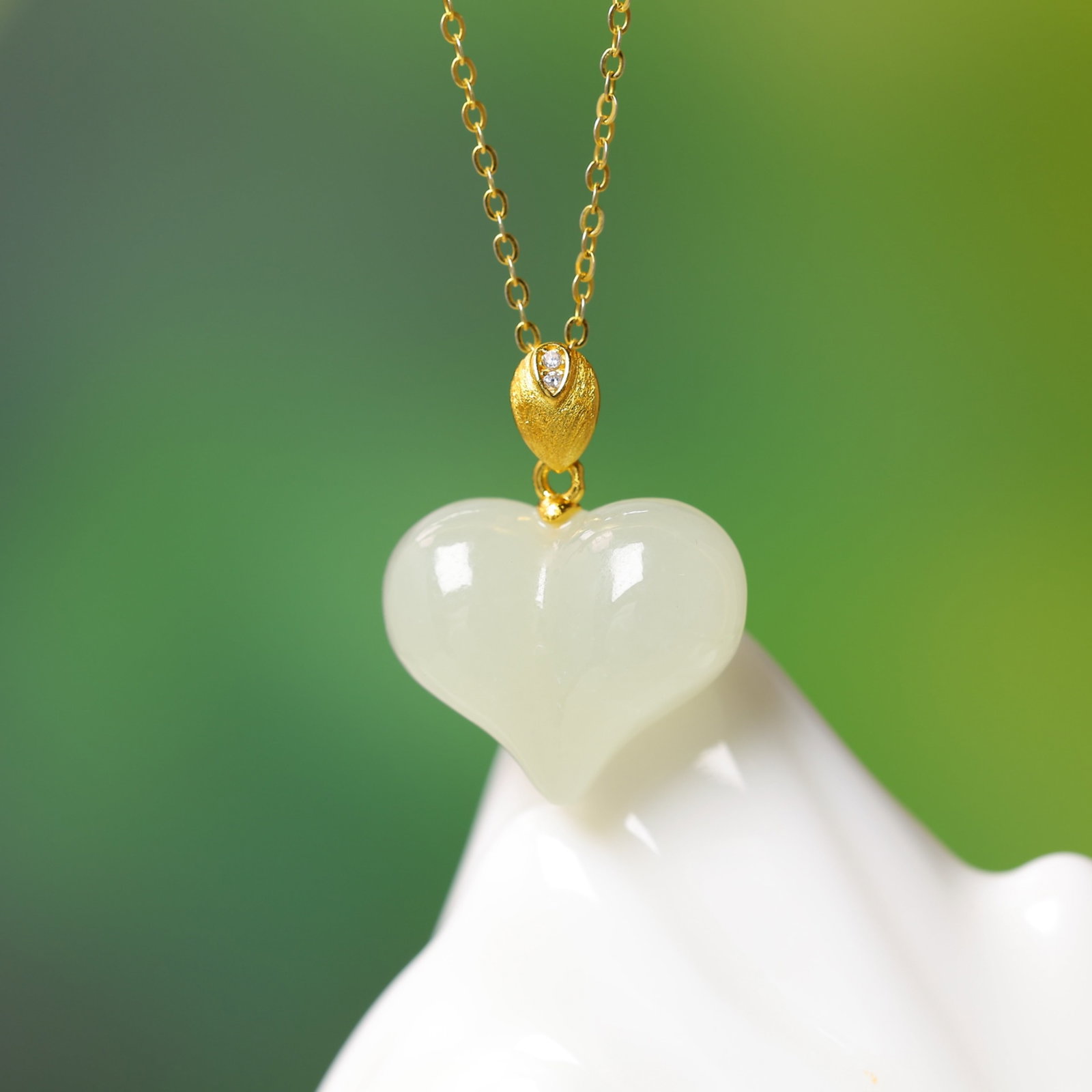 An Exquisite Sterling Silver-Gold Plated Inlaid White Jade Pendant - 4