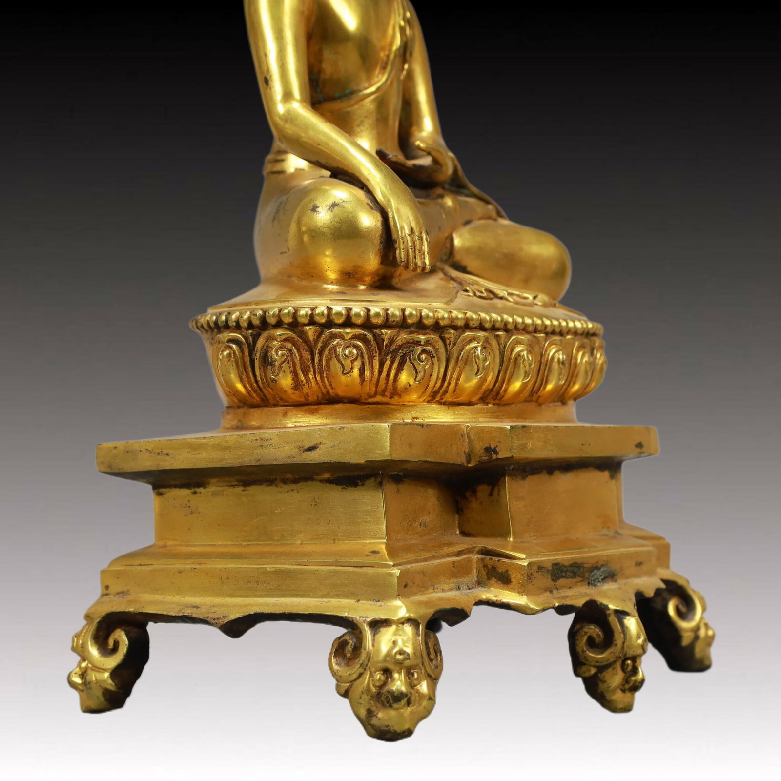An Excellent Gilt-Bronze Figure Of Buddha Shakyamuni - 8