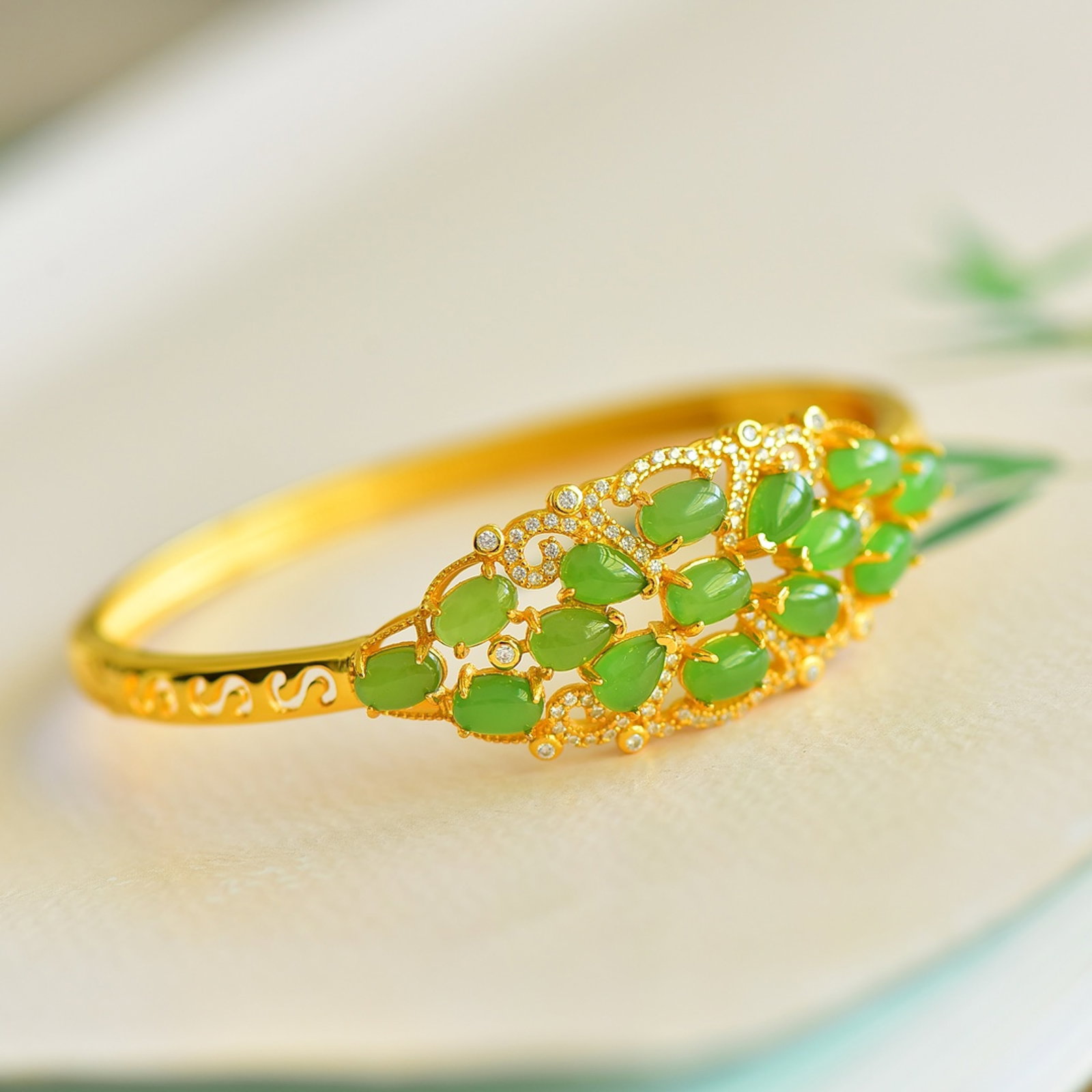 An Exquisite Sterling Silver-Gold Plated Inlaid Jasper Bracelets,Inlaid Diamond - 3