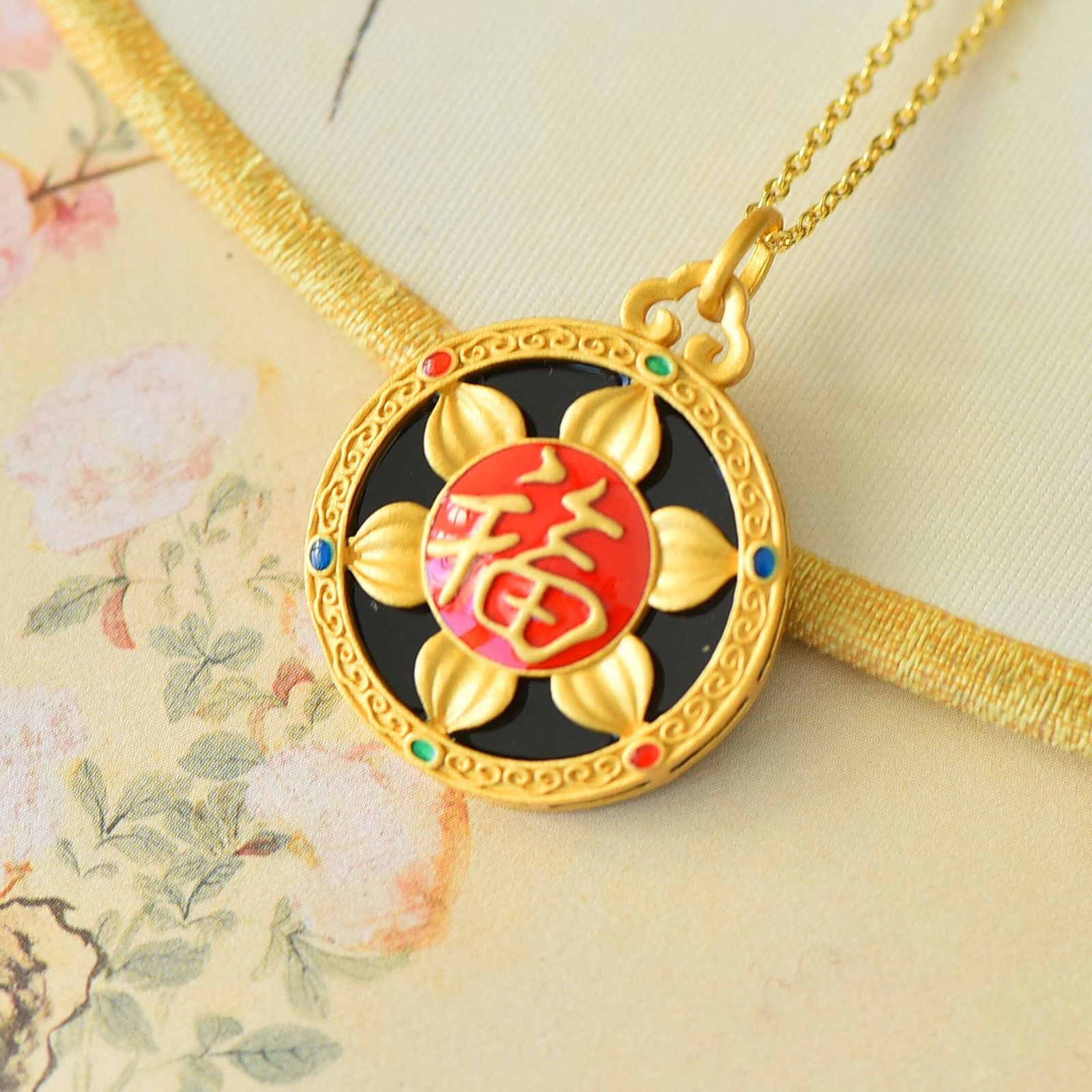 An Exquisite Sterling Silver-Gold Plated Inlaid Black Jade Pendant - 3