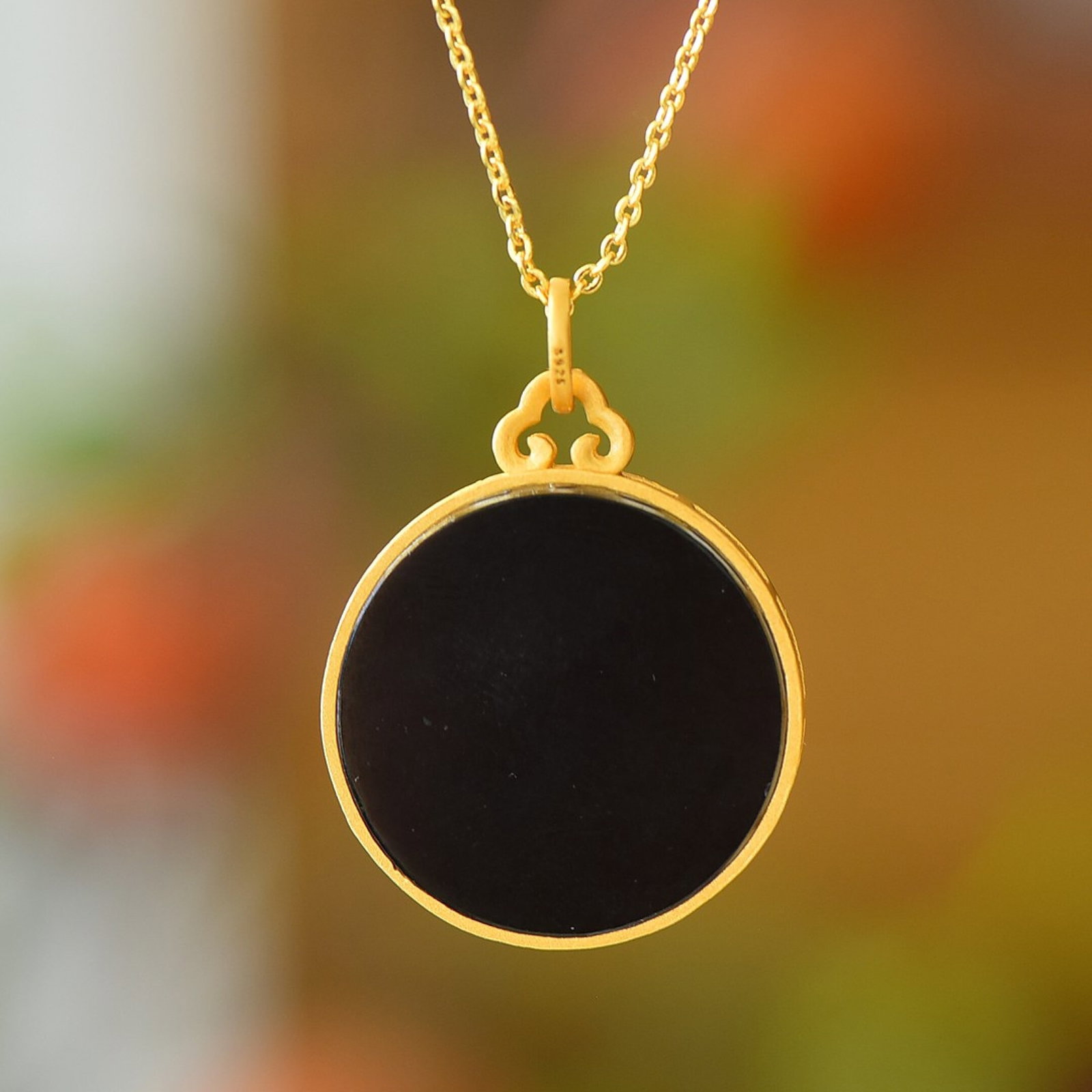 An Exquisite Sterling Silver-Gold Plated Inlaid Black Jade Pendant - 5