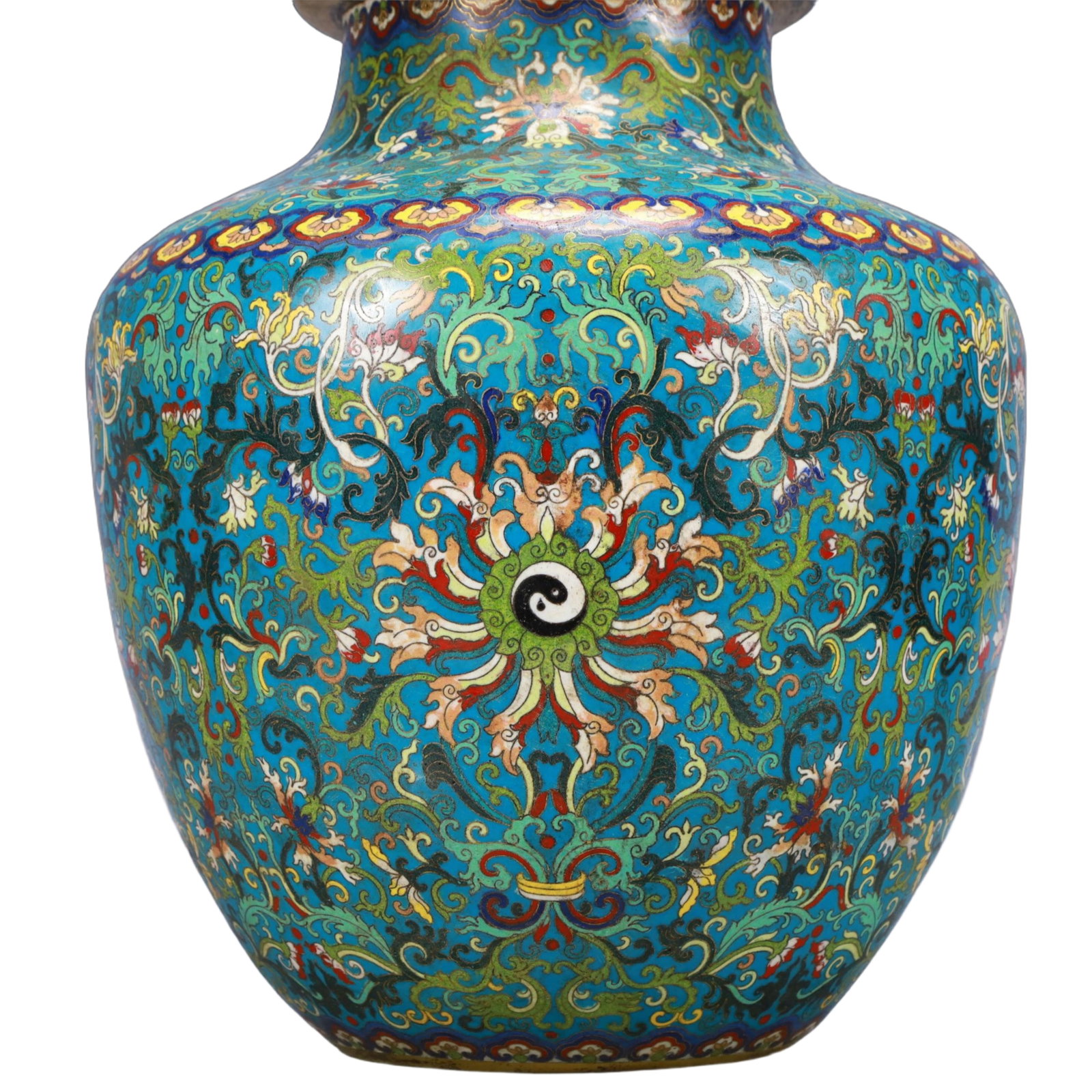 A Huge Cloisonne Lotus and Trigram Pattern Jar - 3