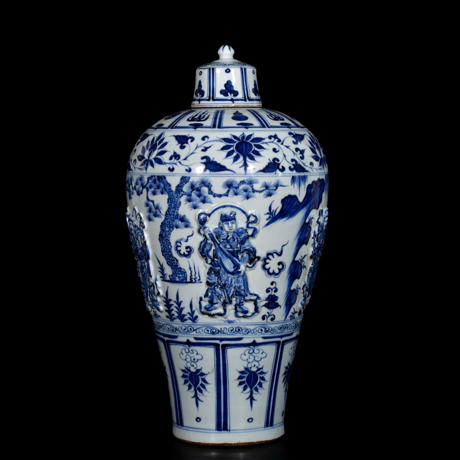 A Huge Blue and White Figure Pattern Bottle - 6