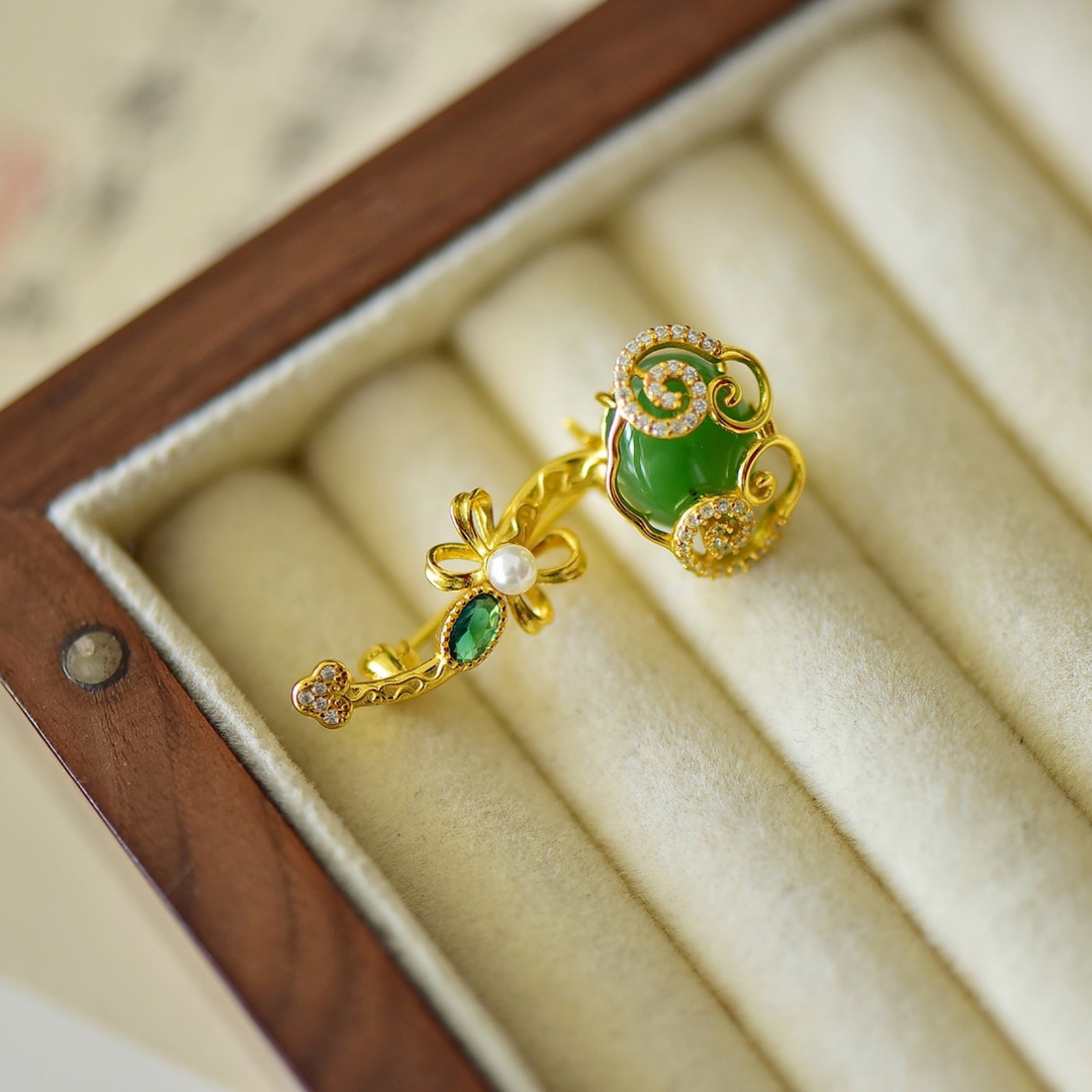 An Exquisite Sterling Silver-Gold Plated Inlaid Jasper Brooch,Inlaid Diamond - 2