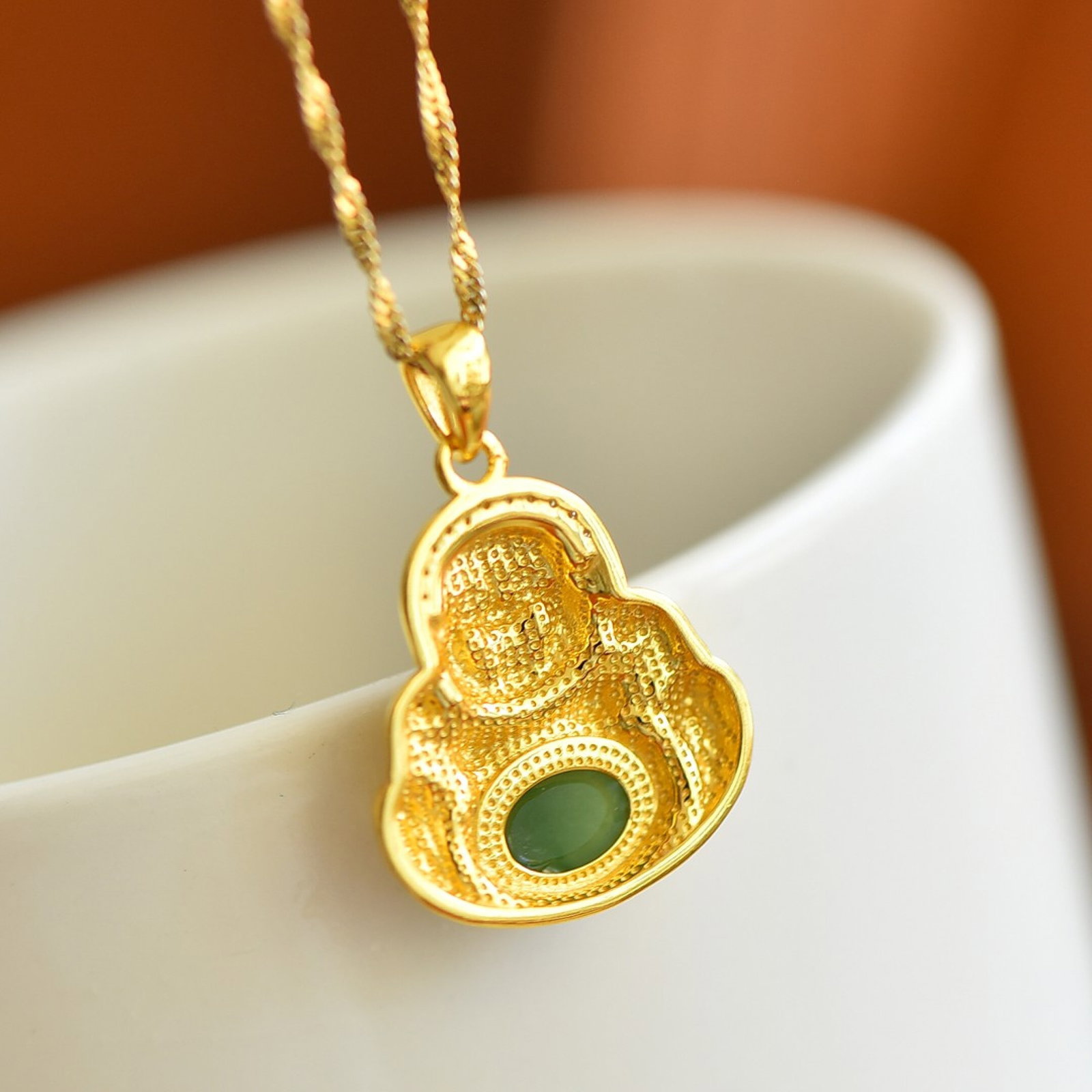 An Exquisite Sterling Silver-Gold Plated Inlaid Jasper Pendant,Inlaid Diamonds - 2