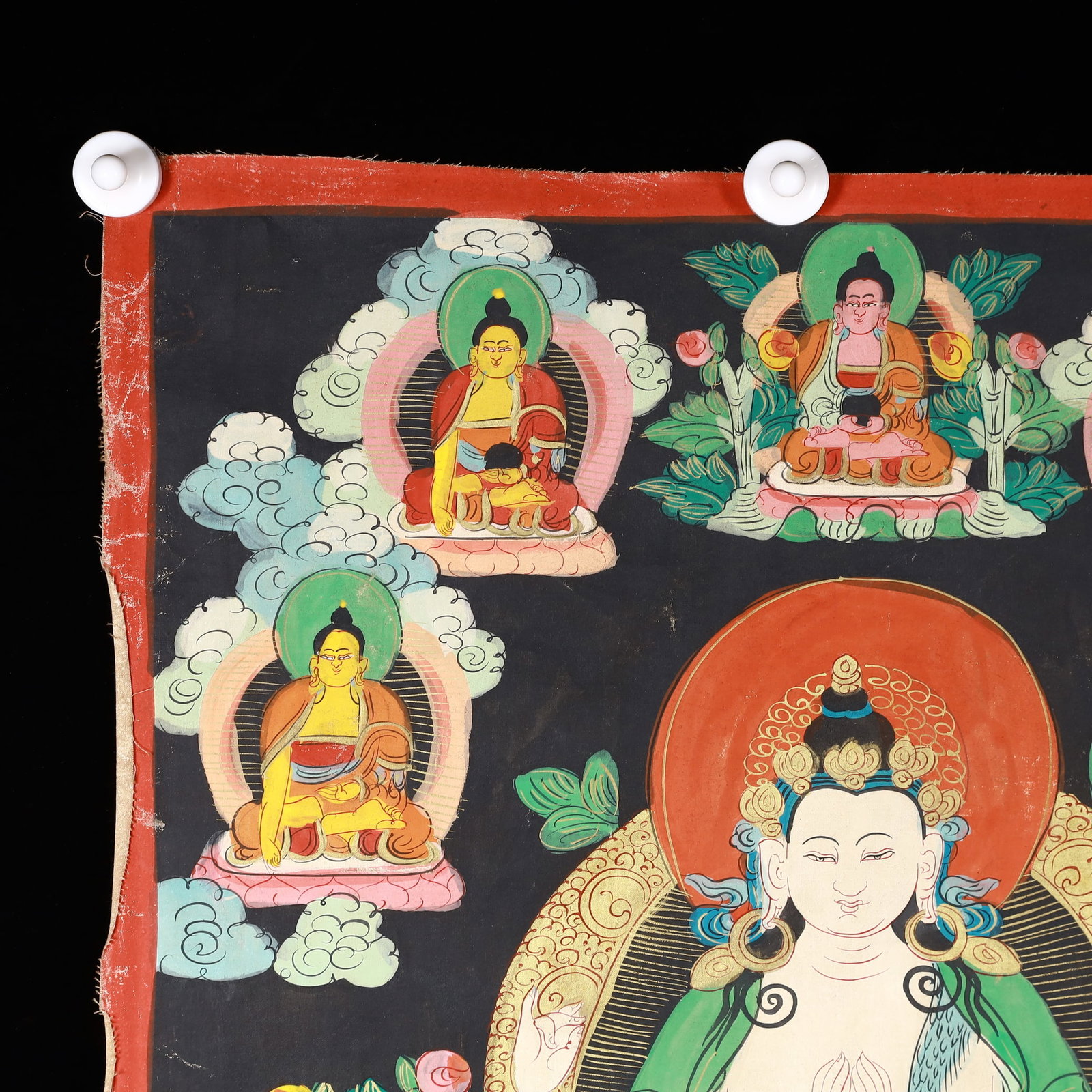 A Rare Painted Color Statue of Four-Armed Guanyin Tangka - 4