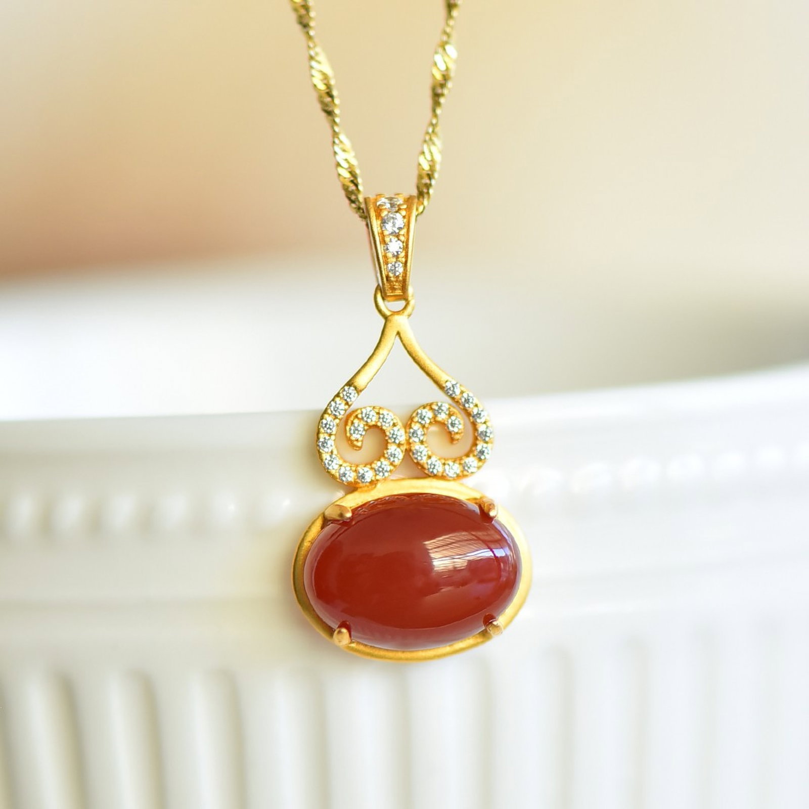 An Exquisite Sterling Silver-Gold Plated Inlaid Agate Pendant,Inlaid Diamond - 3
