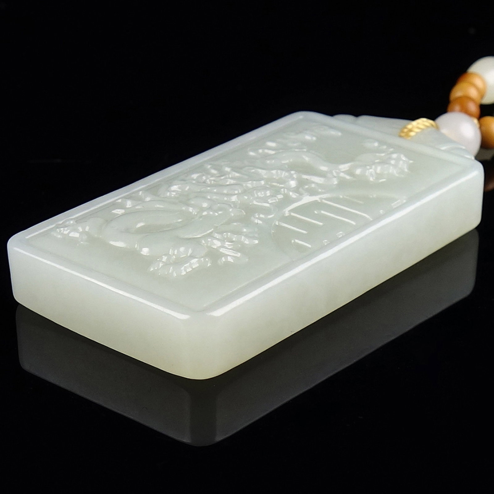 An Exquisite White Jade Dragon Pattern Pendant - 6