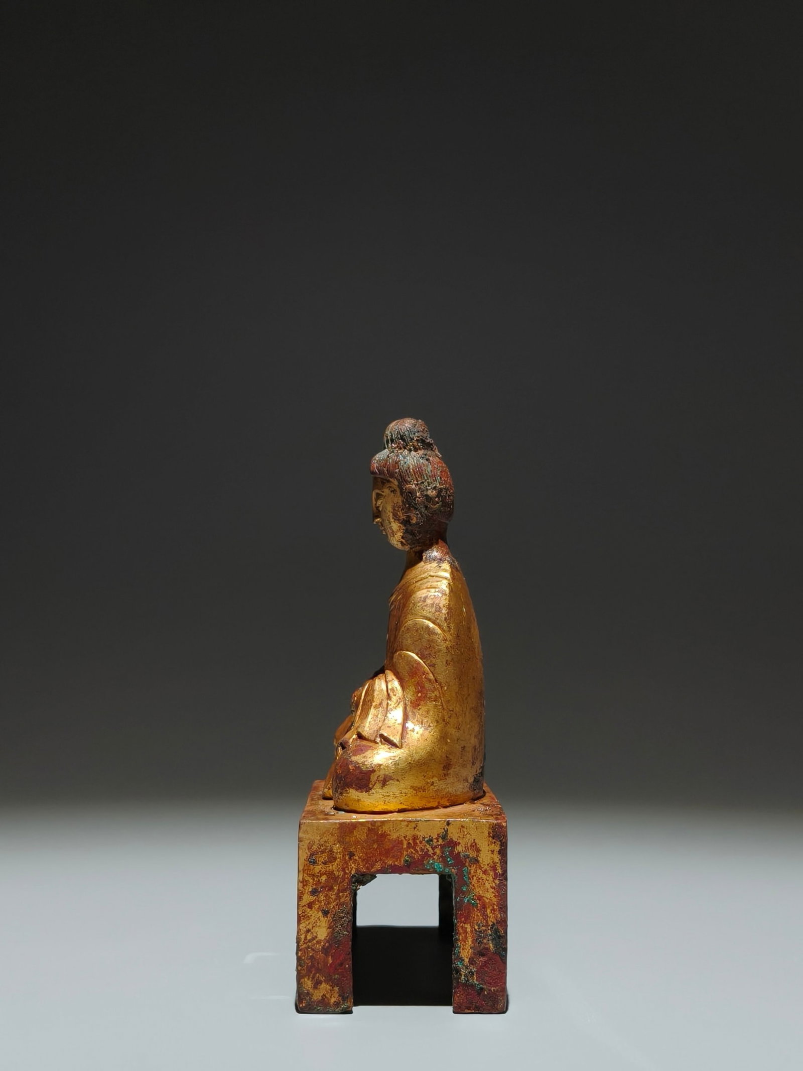 A Solemn Gilt Bronze Buddha Statue - 4