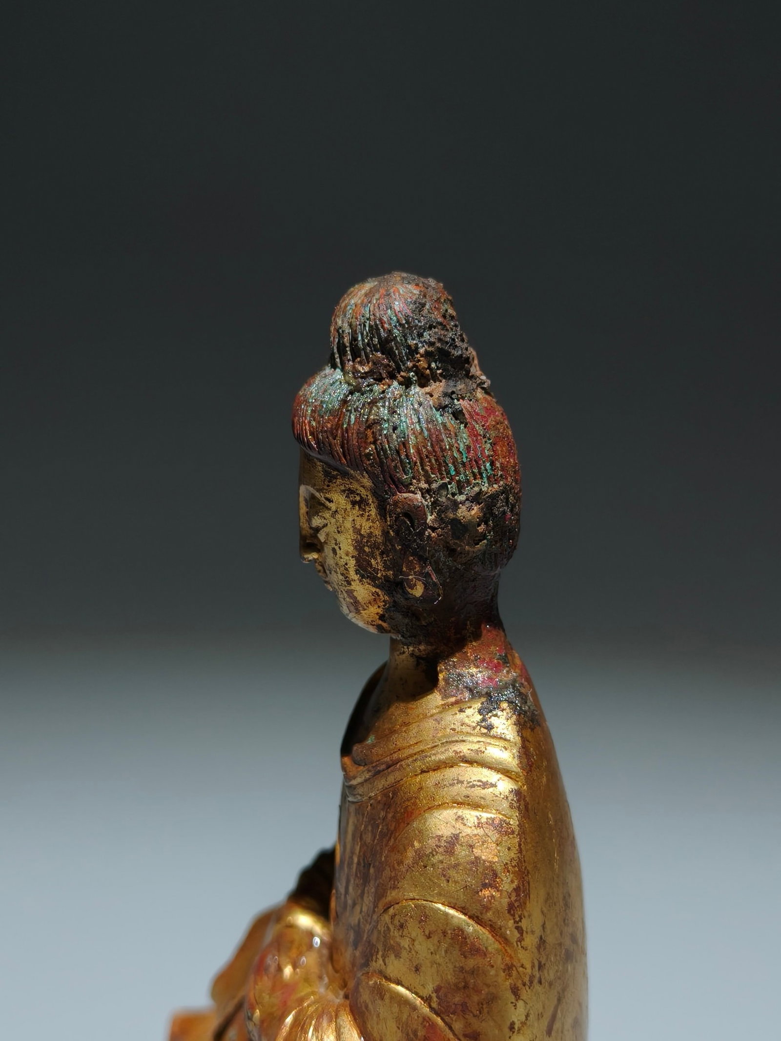 A Solemn Gilt Bronze Buddha Statue - 5