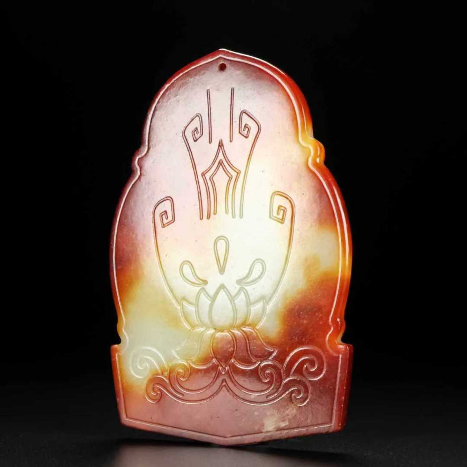 An Exquisite White Jade Buddha Statue Pattern Pendant - 7