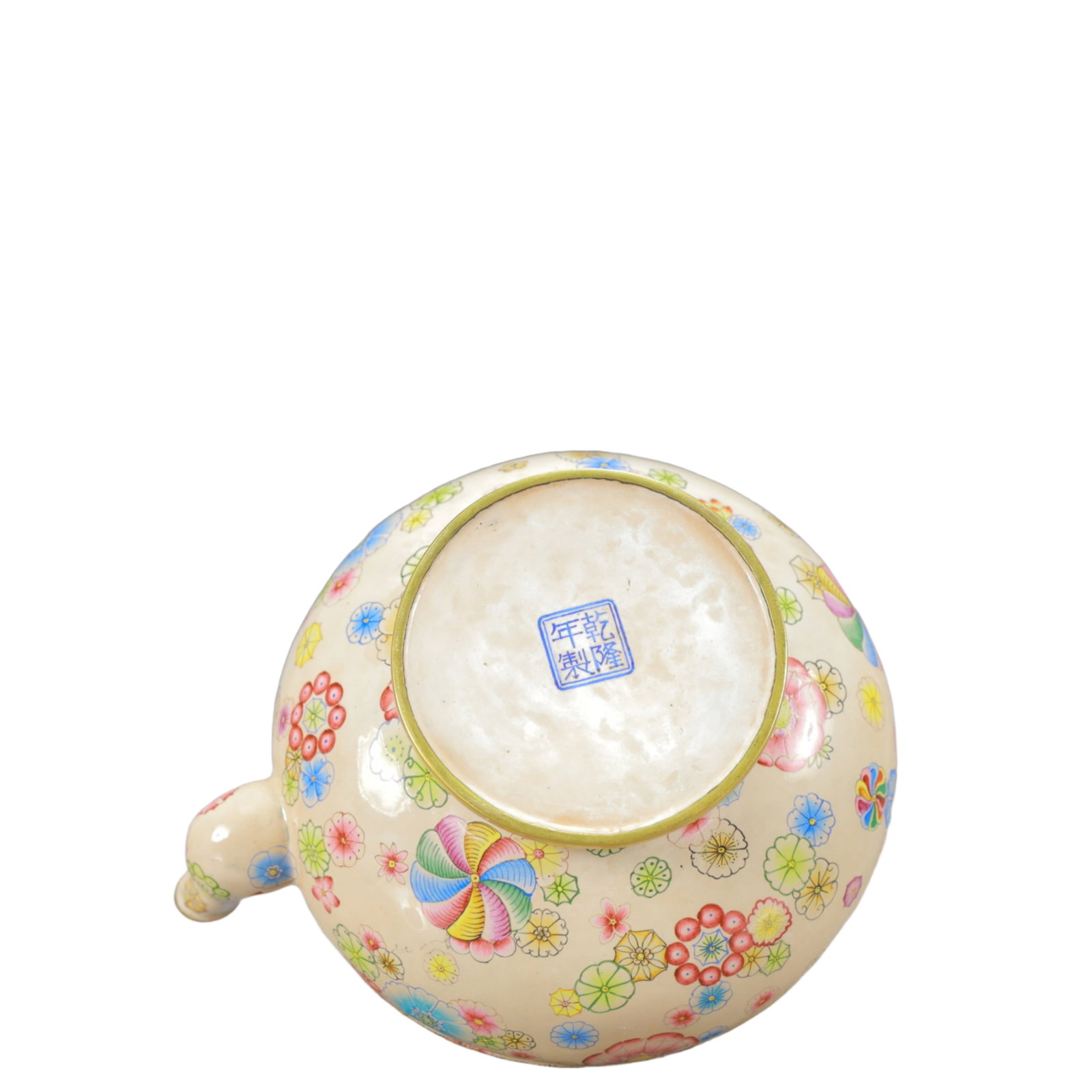 An Exquisite Painted Enamel Flower Pattern Ewer - 12