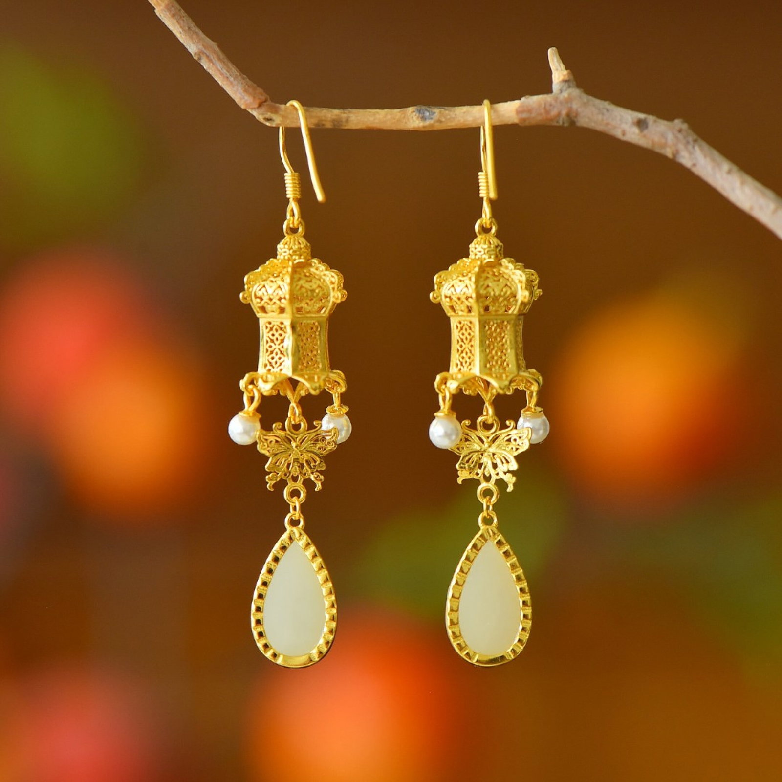A Pair of Exquisite Sterling Silver-Gold Plated Inlaid White Jade Earrings,Inlaid Pearl - 5