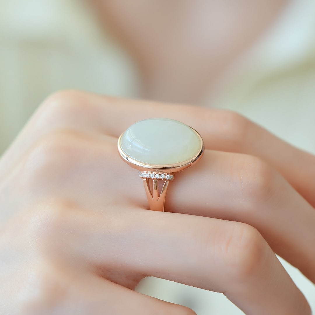 An Exquisite Sterling Silver-Gold Plated Inlaid White Jade Ring - 5