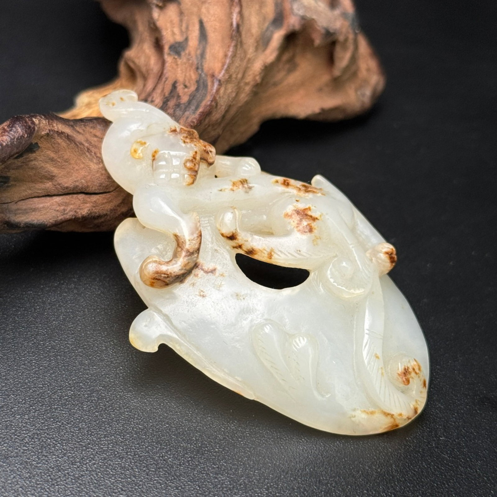 An Exquisite White Jade Chi-Dragon Pattern Pendant - 5