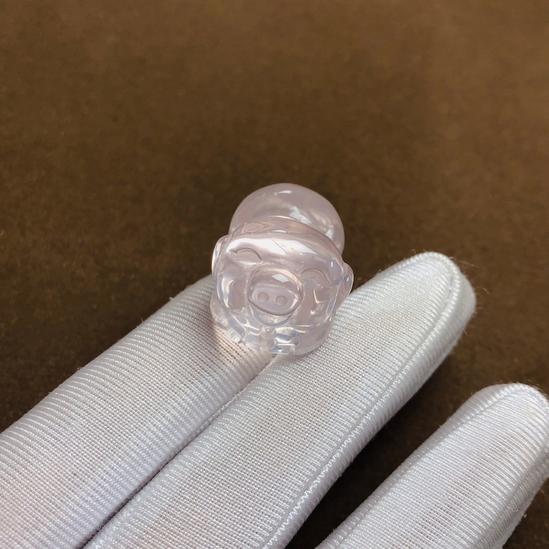 An Exquisite Crystal Pig Pendant - 2