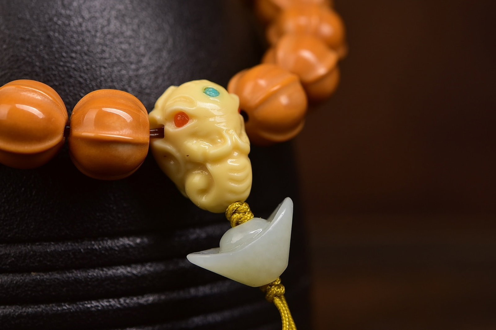 An Exquisite Bracelets,With White Jade - 4