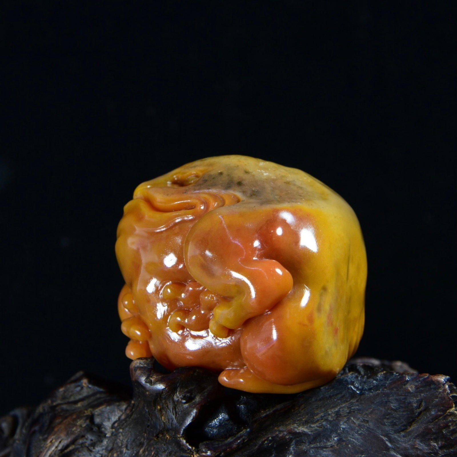 An Exquisite Shoushan Stone Golden Toad Ornament - 6