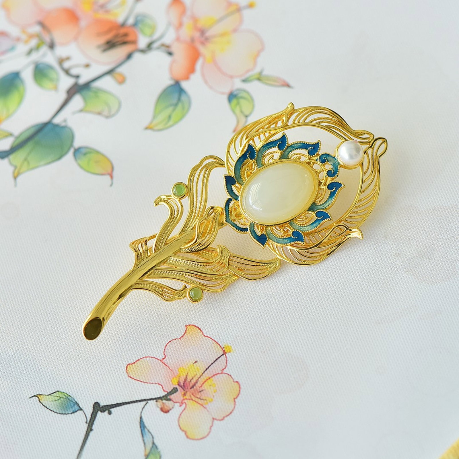 An Exquisite Sterling Silver-Gold Plated Inlaid White Jade Brooch - 3
