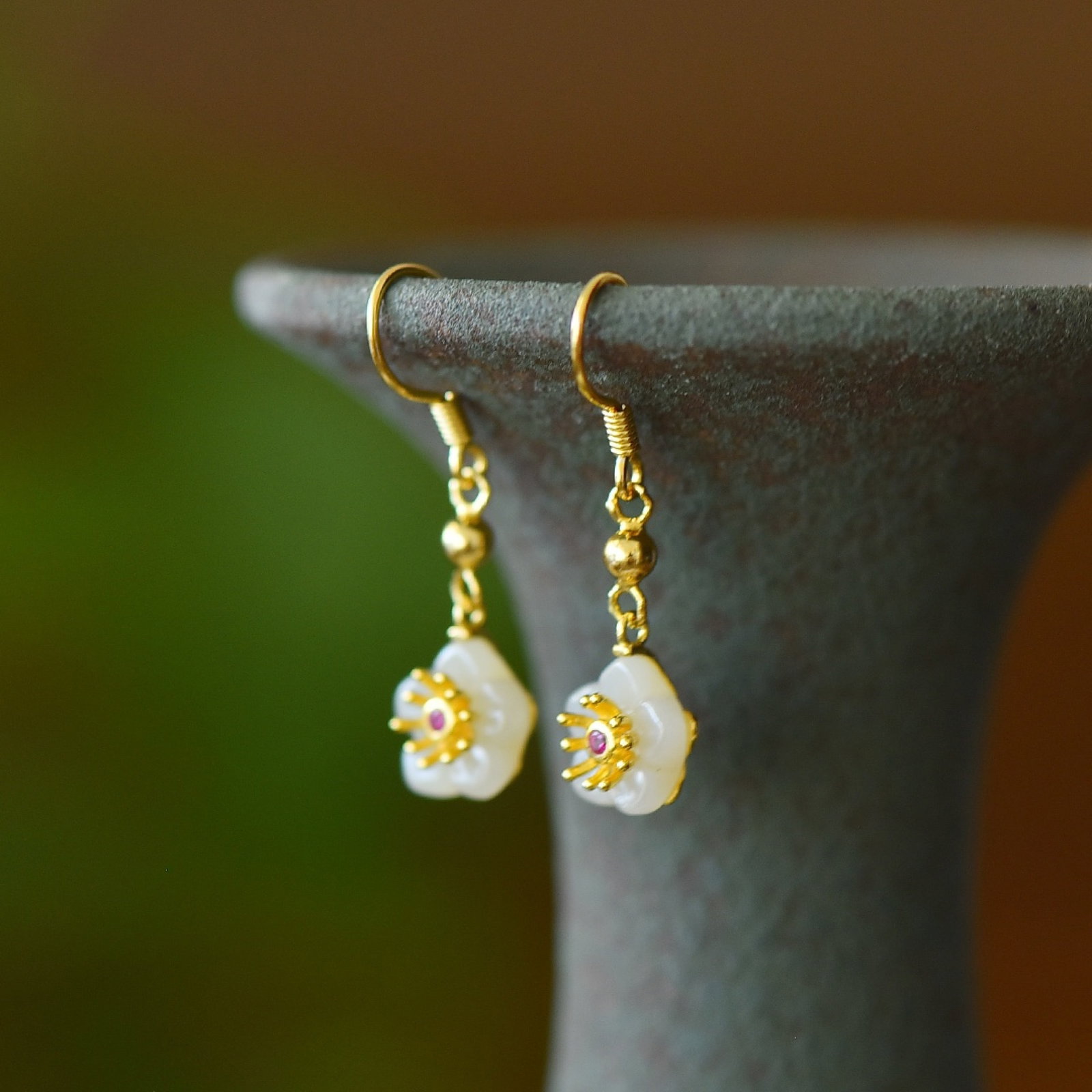 A Pair of Exquisite Sterling Silver-Gold Plated Inlaid White Jade Earrings - 2