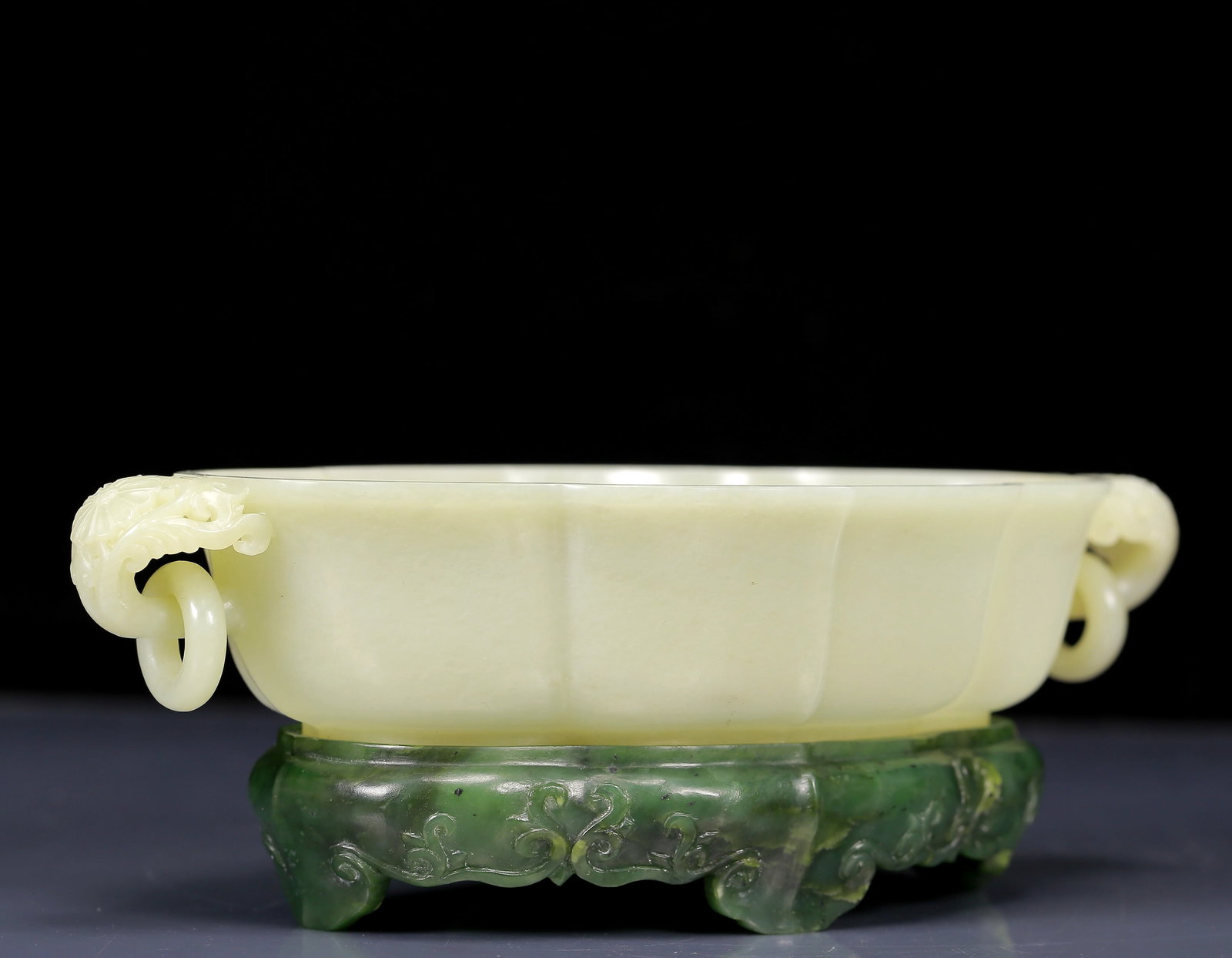 An Exquisite White Jade Double-Ears Brush Washer with Jasper Base - 5