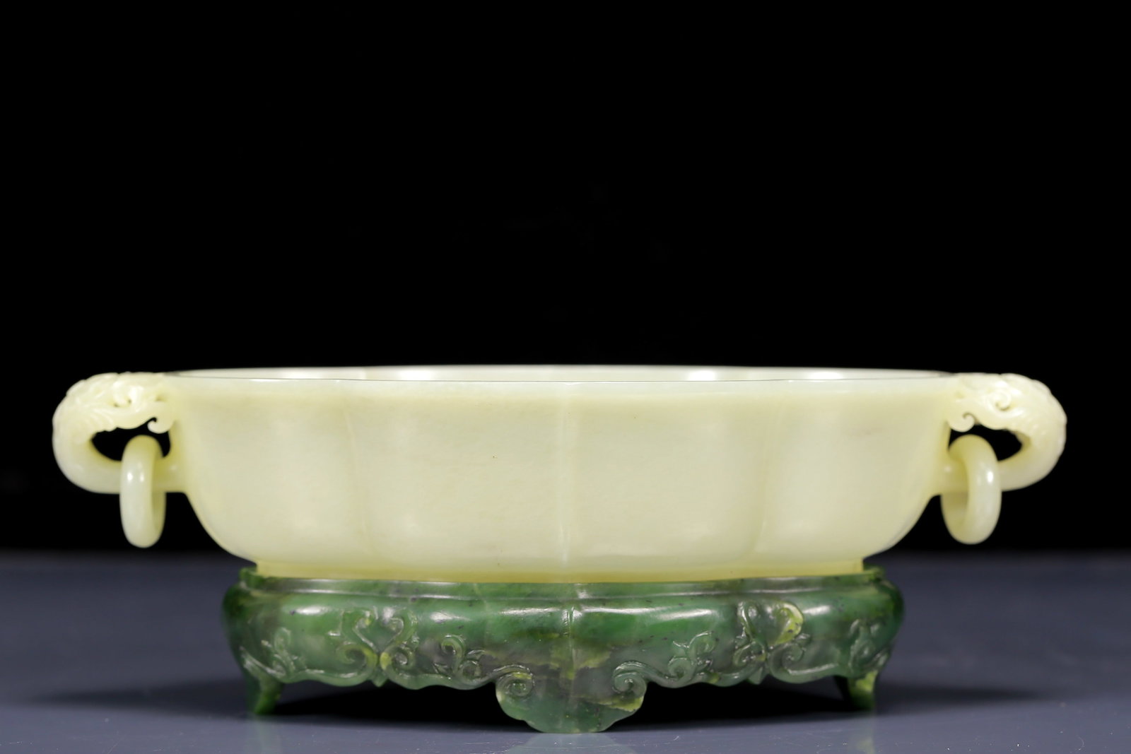 An Exquisite White Jade Double-Ears Brush Washer with Jasper Base - 6