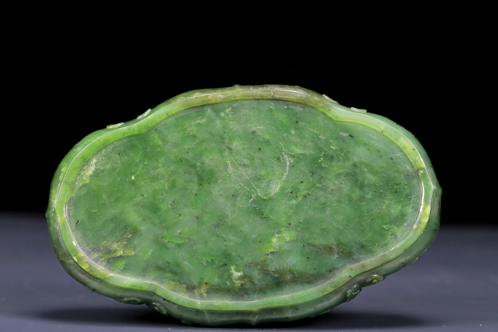 An Exquisite White Jade Double-Ears Brush Washer with Jasper Base - 9