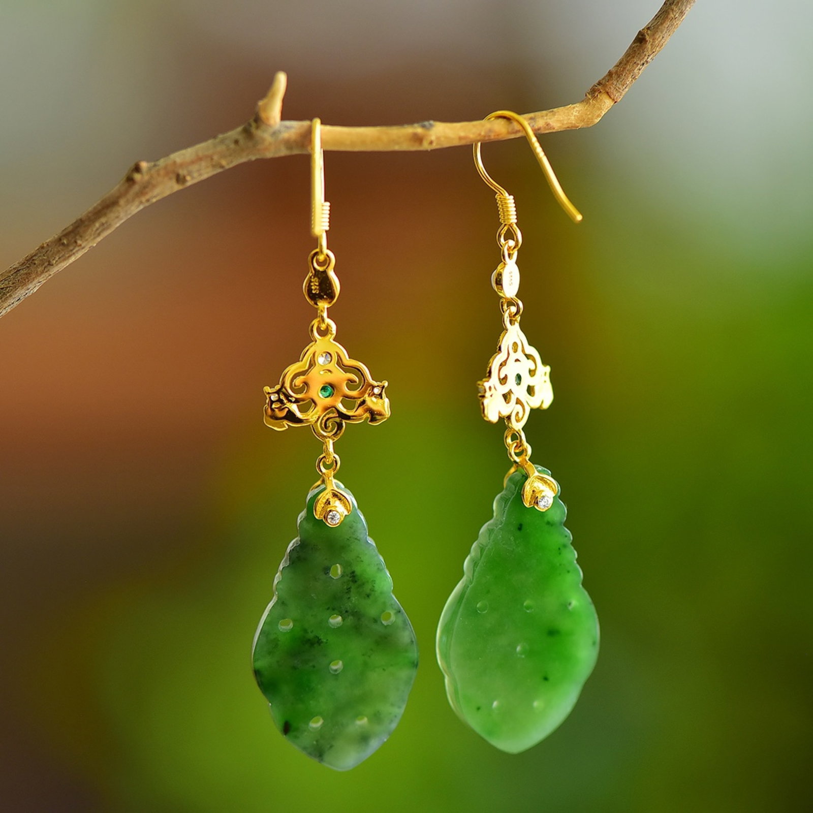 A Pair of Exquisite Sterling Silver-Gold Plated Inlaid Jasper Earrings,Inlaid Pearls - 5