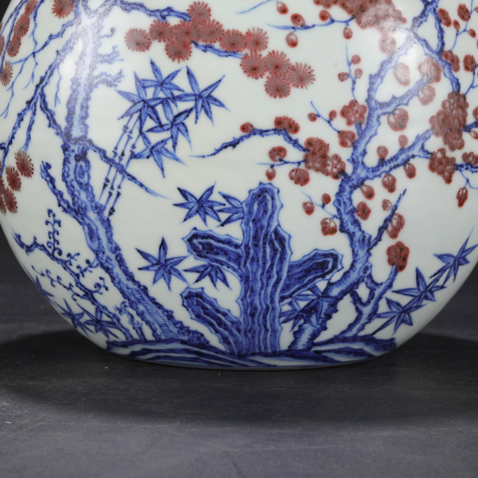 An Exquisite Blue and White Underglaze-Red Pine,Bamboo and Plum Blossom Pattern Double-Ears Vase - 9