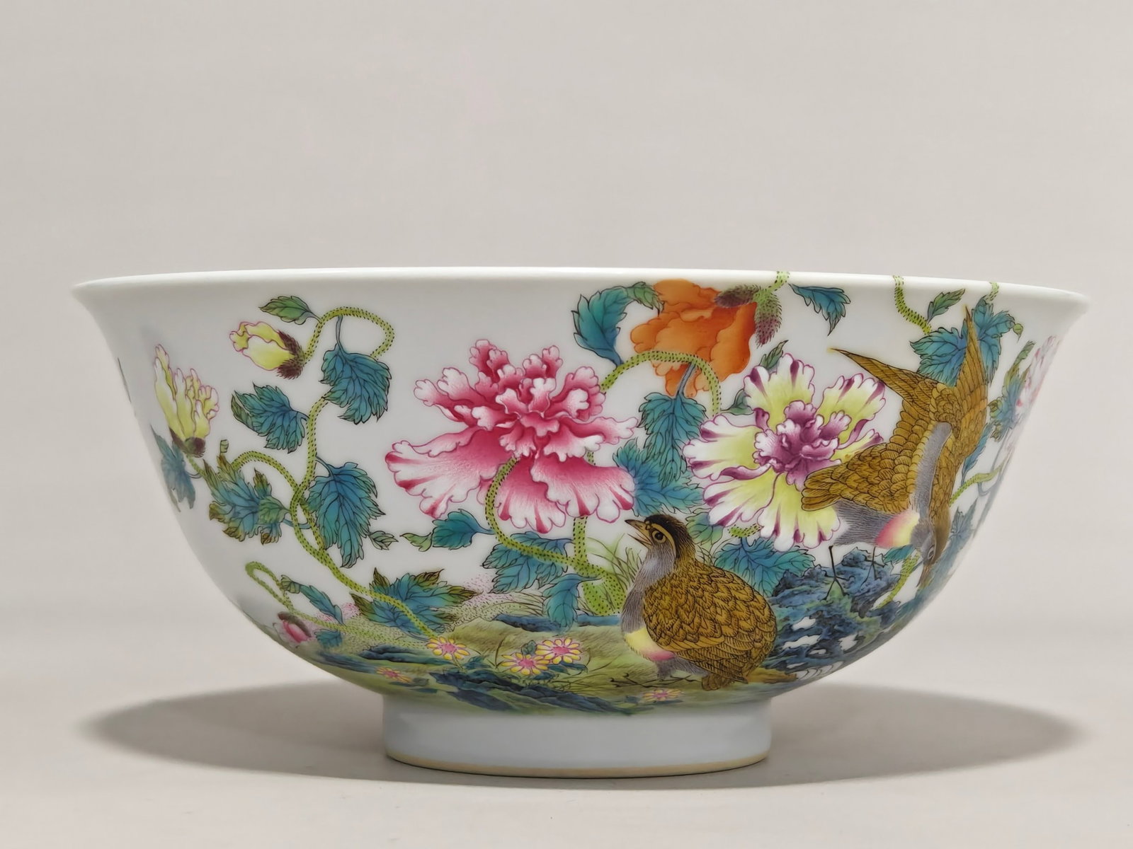 A Pair of Exquisite Enamel Flower and Bird Pattern Bowls,With Poem - 8