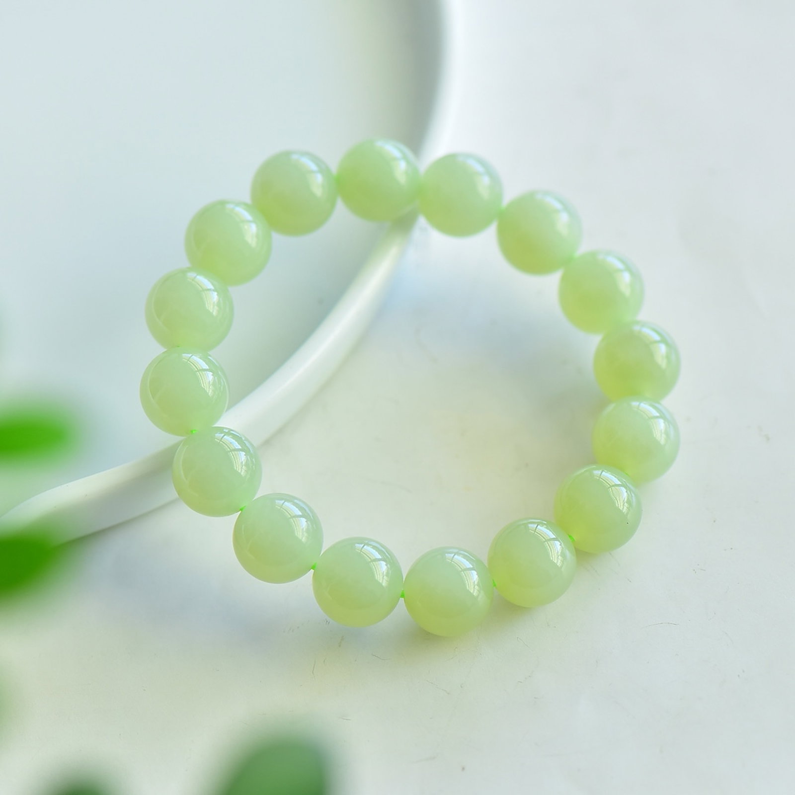 An Exquisite Greenish Jade Bracelets - 4