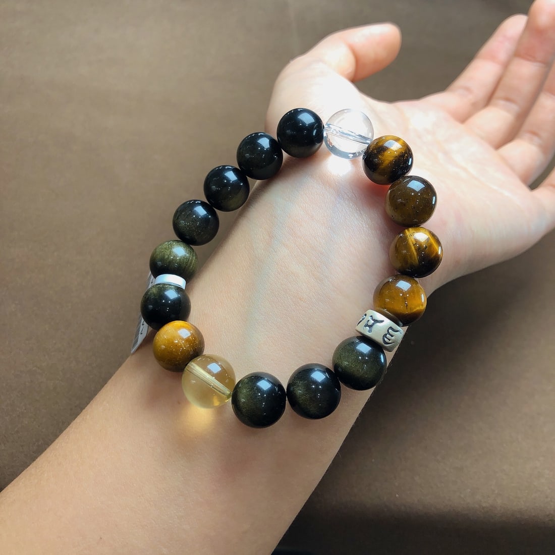 An Exquisite Crystal Gold Obsidian Bracelets - 4