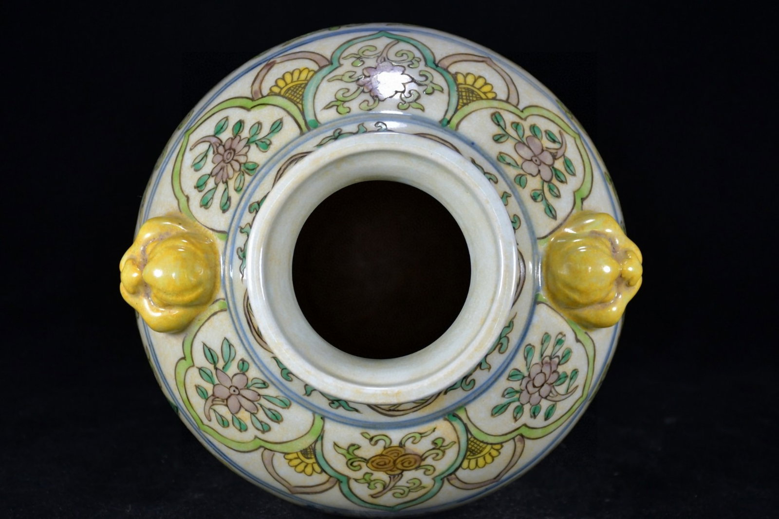 A Rare Biscuit Lotus and Dragon Pattern Beast-Ears Vase - 7