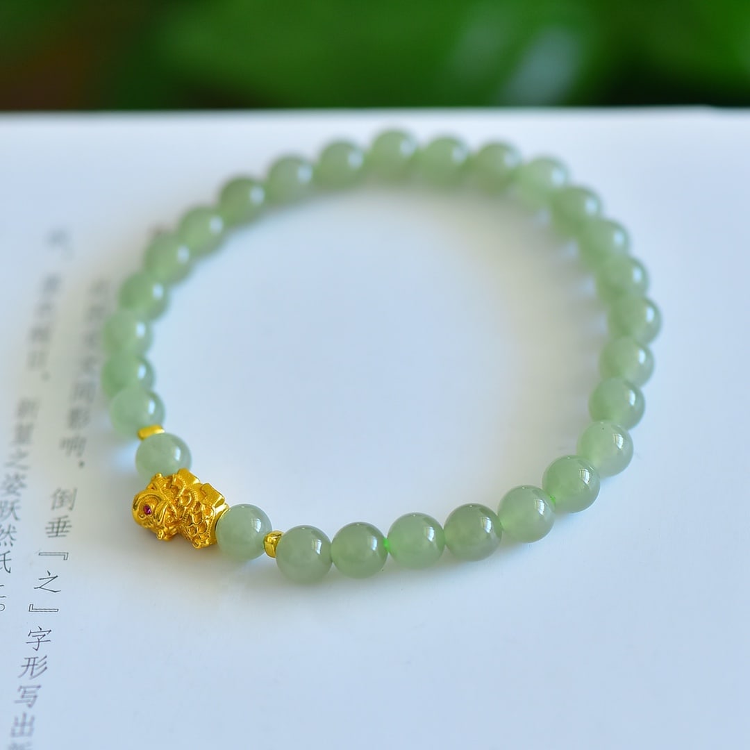 An Exquisite Greenish Jade Bracelets - 2