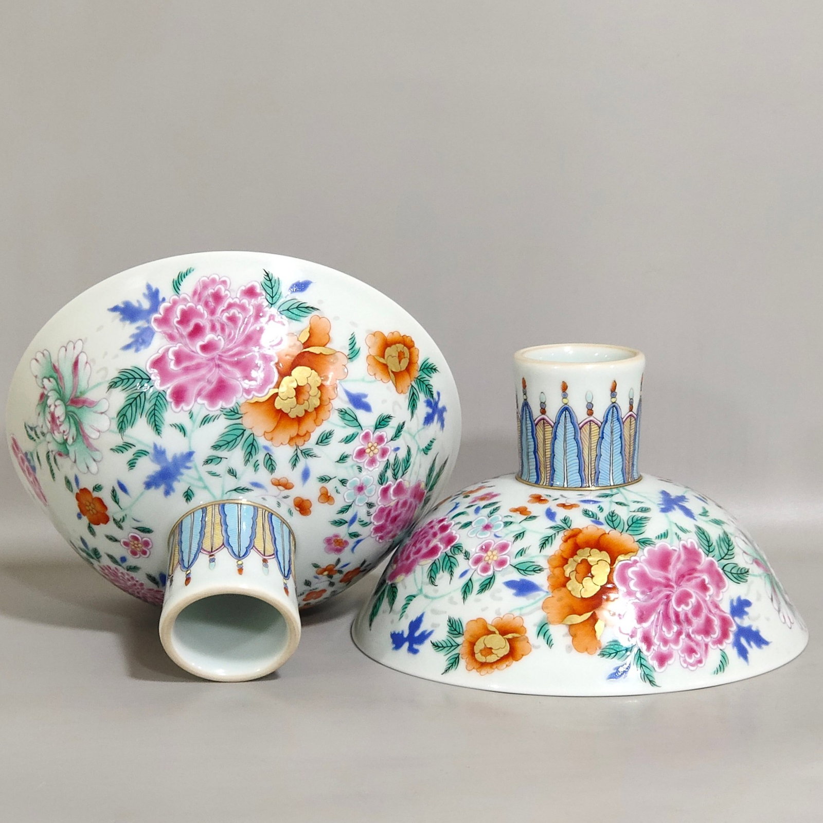 A Pair of Exquisite Famille-Rose Painted Gold Flower Pattern Stem Bowls: Estimated Value:2400-4800 A Pair of Exquisite Famille-Rose Painted Gold Flower Pattern Stem Bowls,Qing Dynasty,China,Yongzheng Six-character Mark,Size:3.5inx5.6in