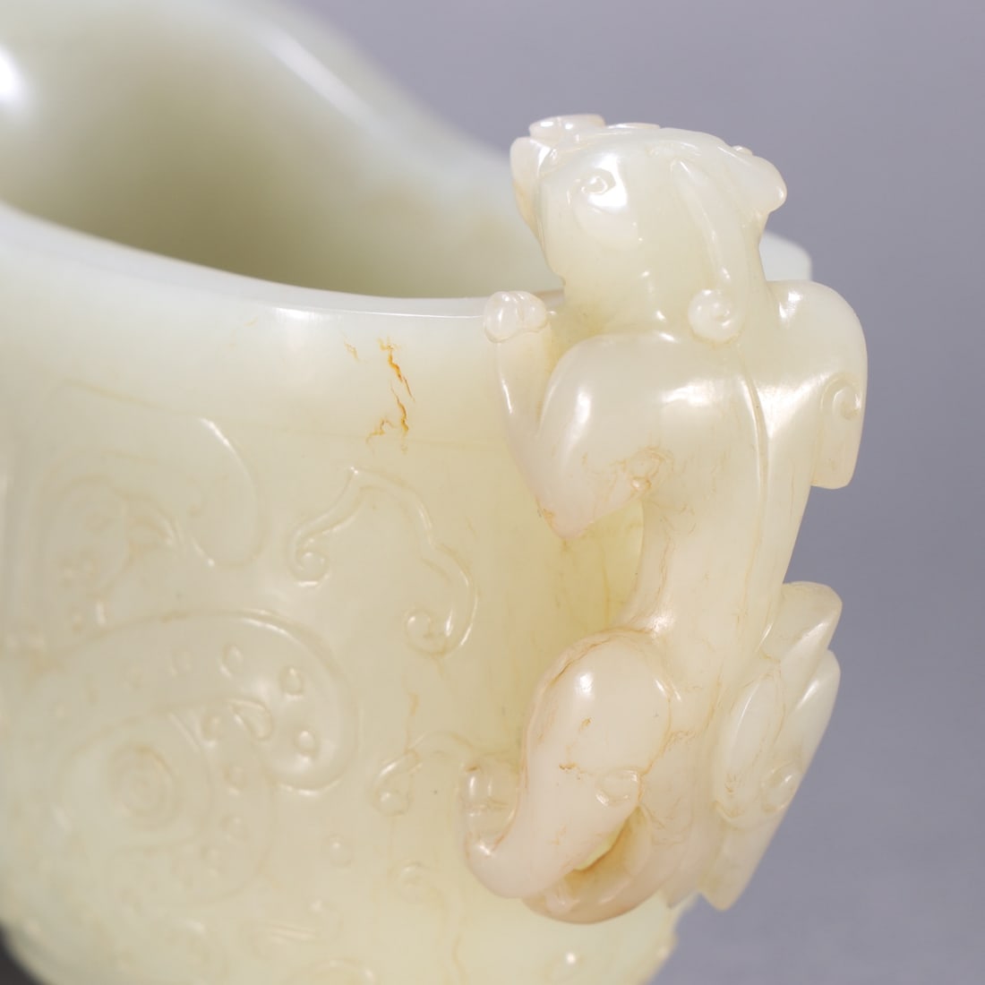 An Exquisite White Jade Beast-Face and Chi-Dragon Pattern Cup - 7