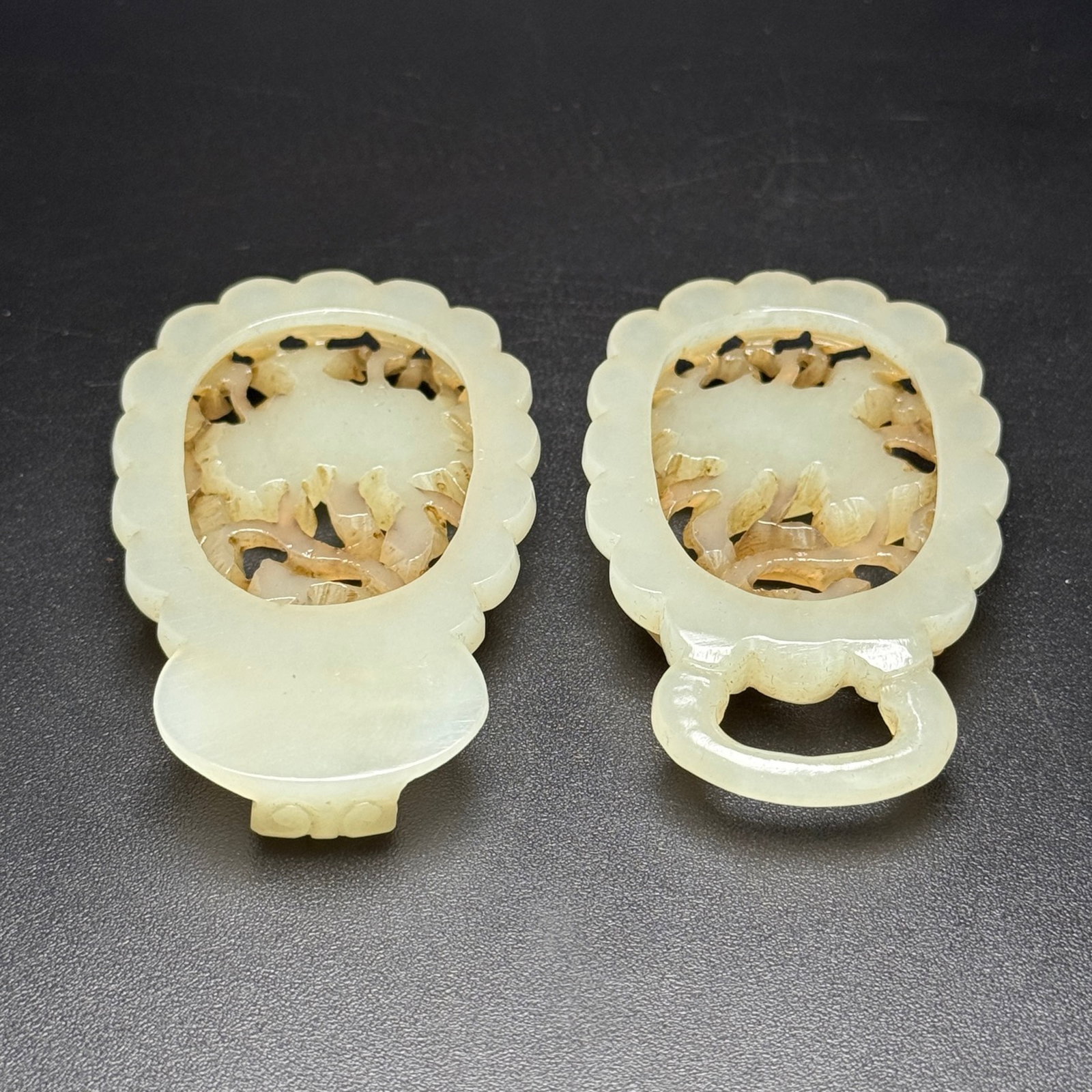 A Pair of Exquisite White Jade Crane Pattern Pendants - 4