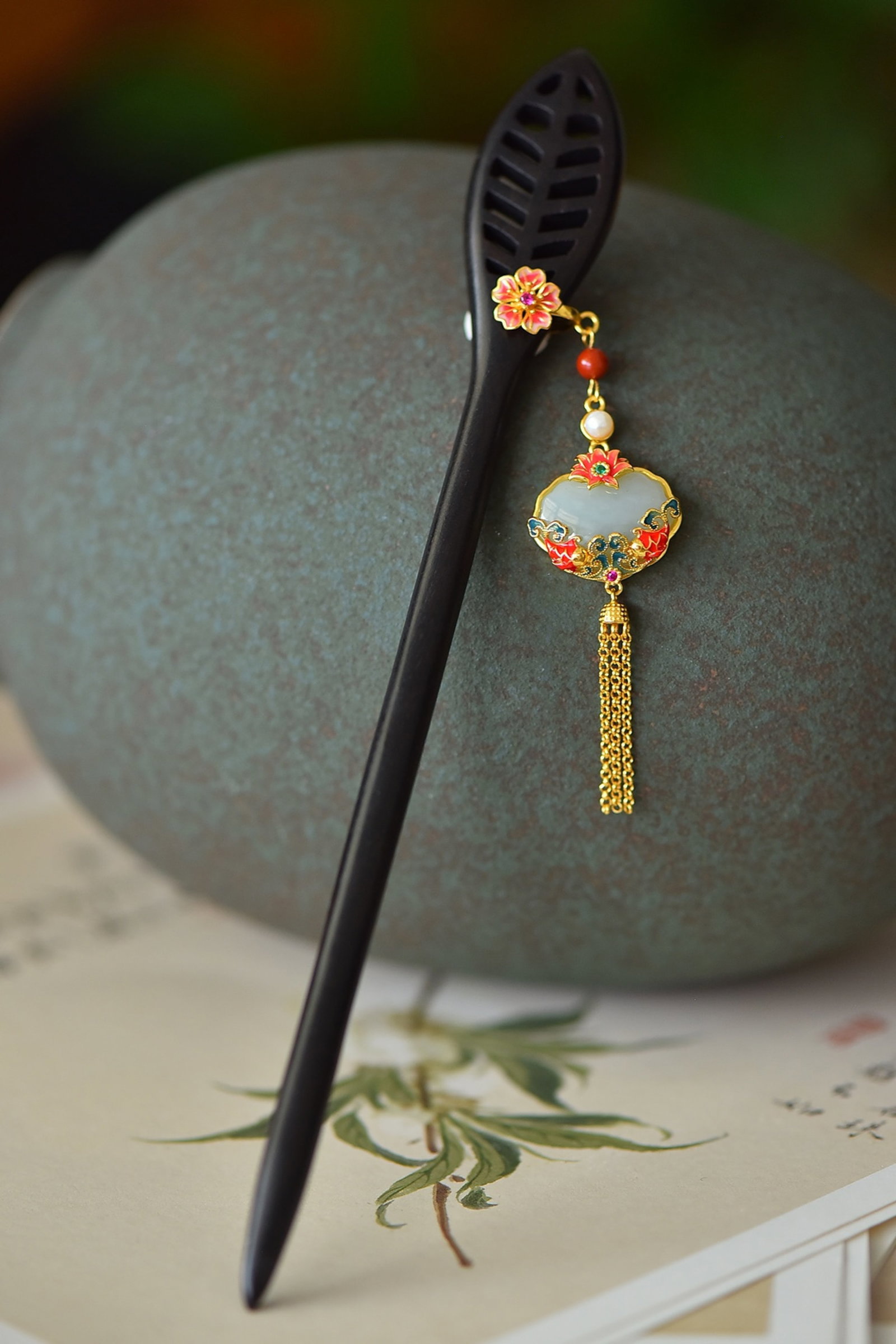 An Exquisite Sterling Silver-Gold Plated Inlaid White Jade Enamel Ebony Hairpin - 2