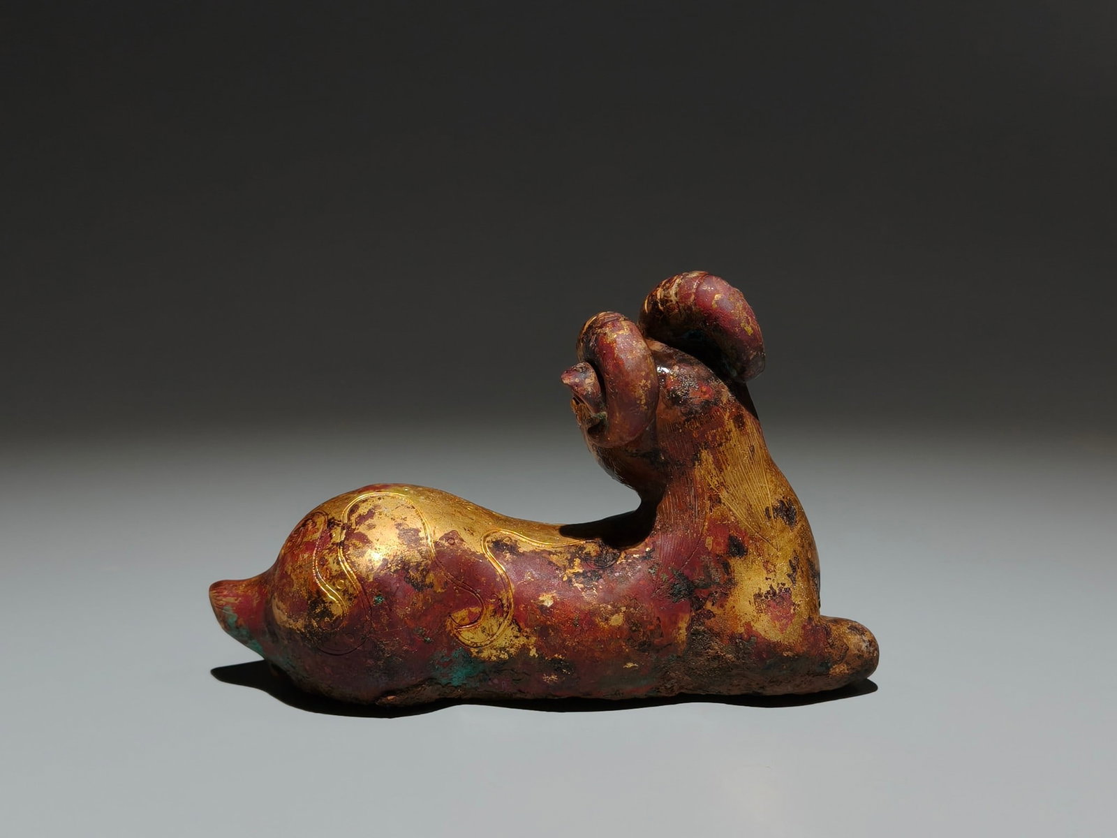 An Exquisite Gilt Bronze Sheep Ornament - 6