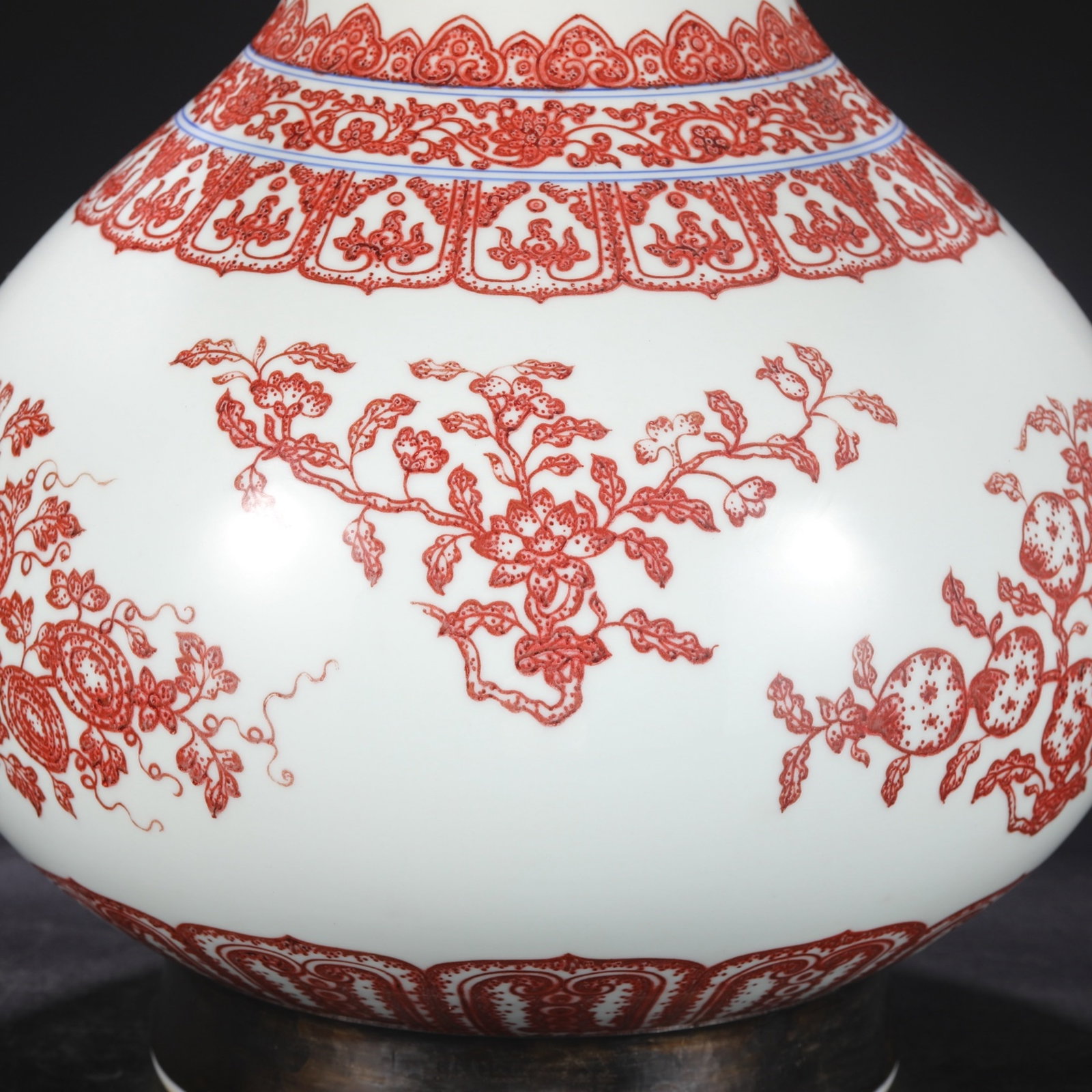 A Rare Underglaze-Red Cover with Silver Flower and Fruit Pattern Vase - 7