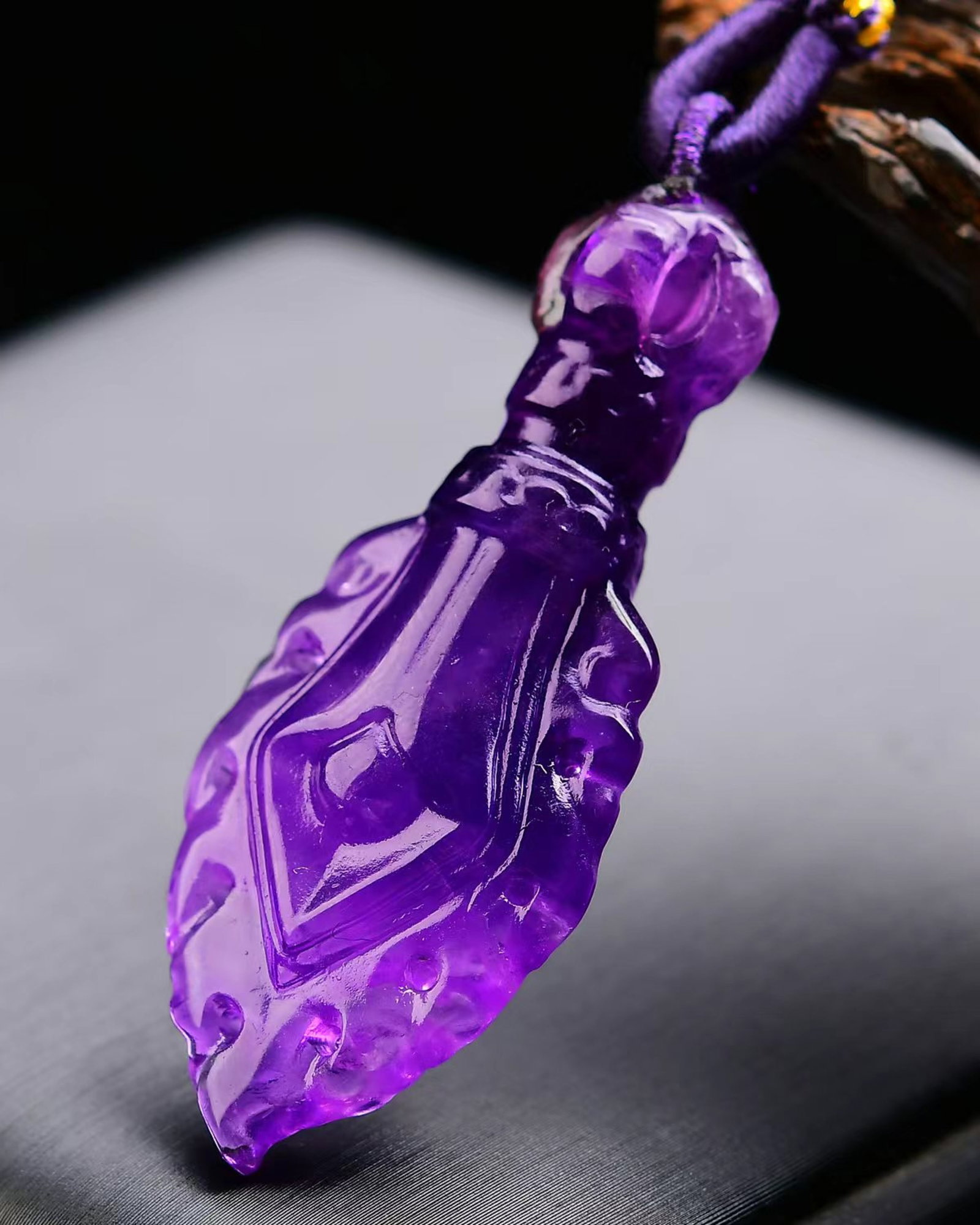 An Exquisite Crystal Vajry Pestle Pendant - 4