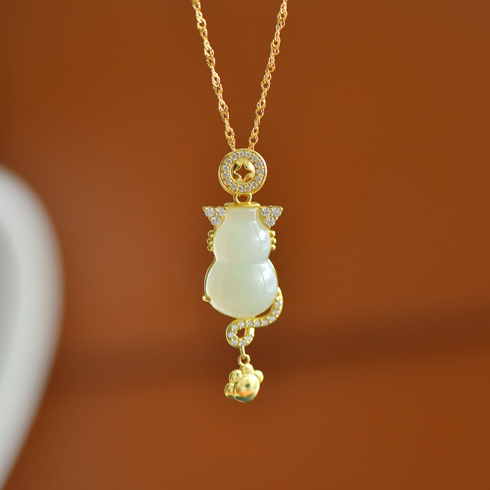 An Exquisite Sterling Silver-Gold Plated Inlaid White Jade Pendant,Inlaid Diamond - 2