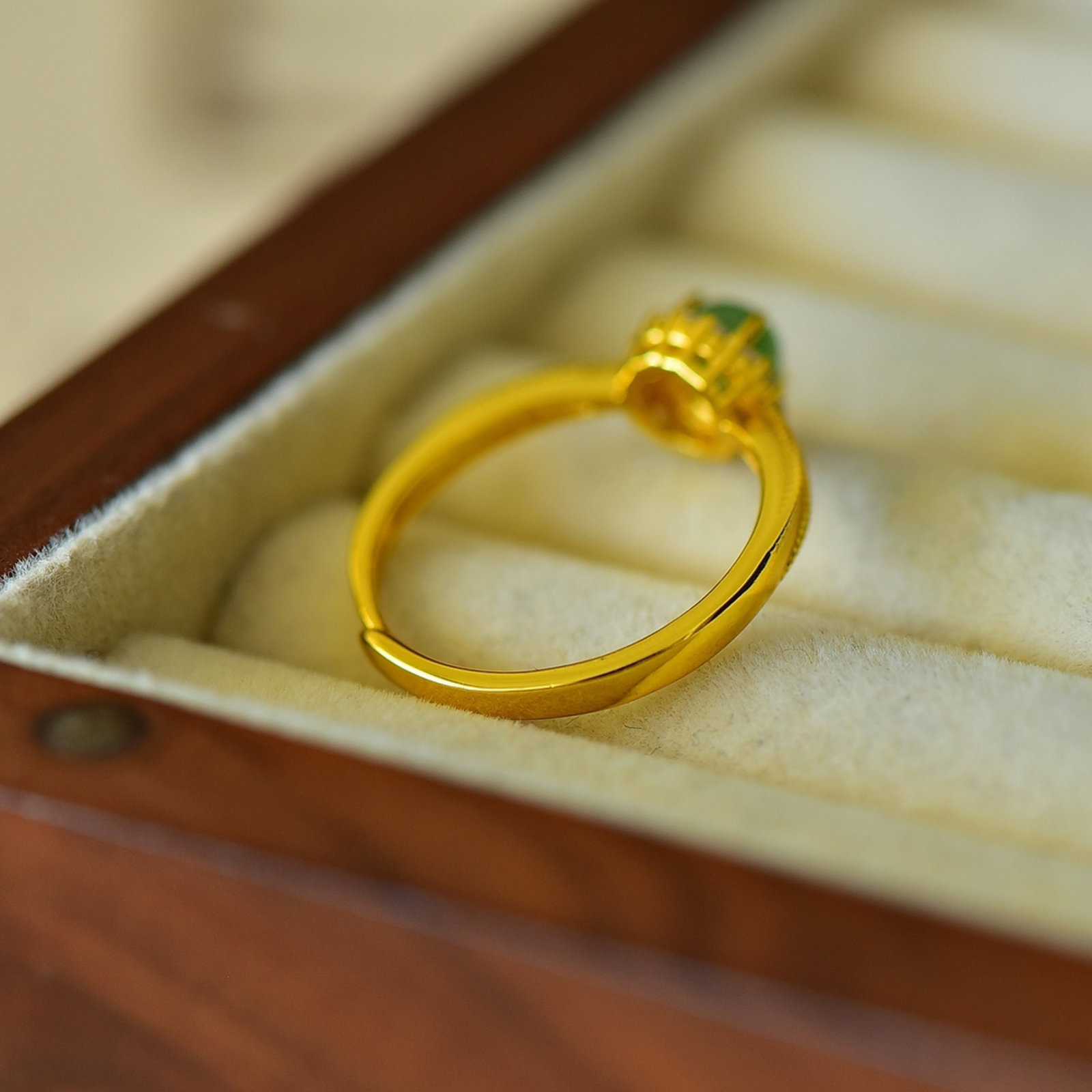 An Exquisite Sterling Silver-Gold Plated Inlaid Jasper Ring,Inlaid Diamond - 5